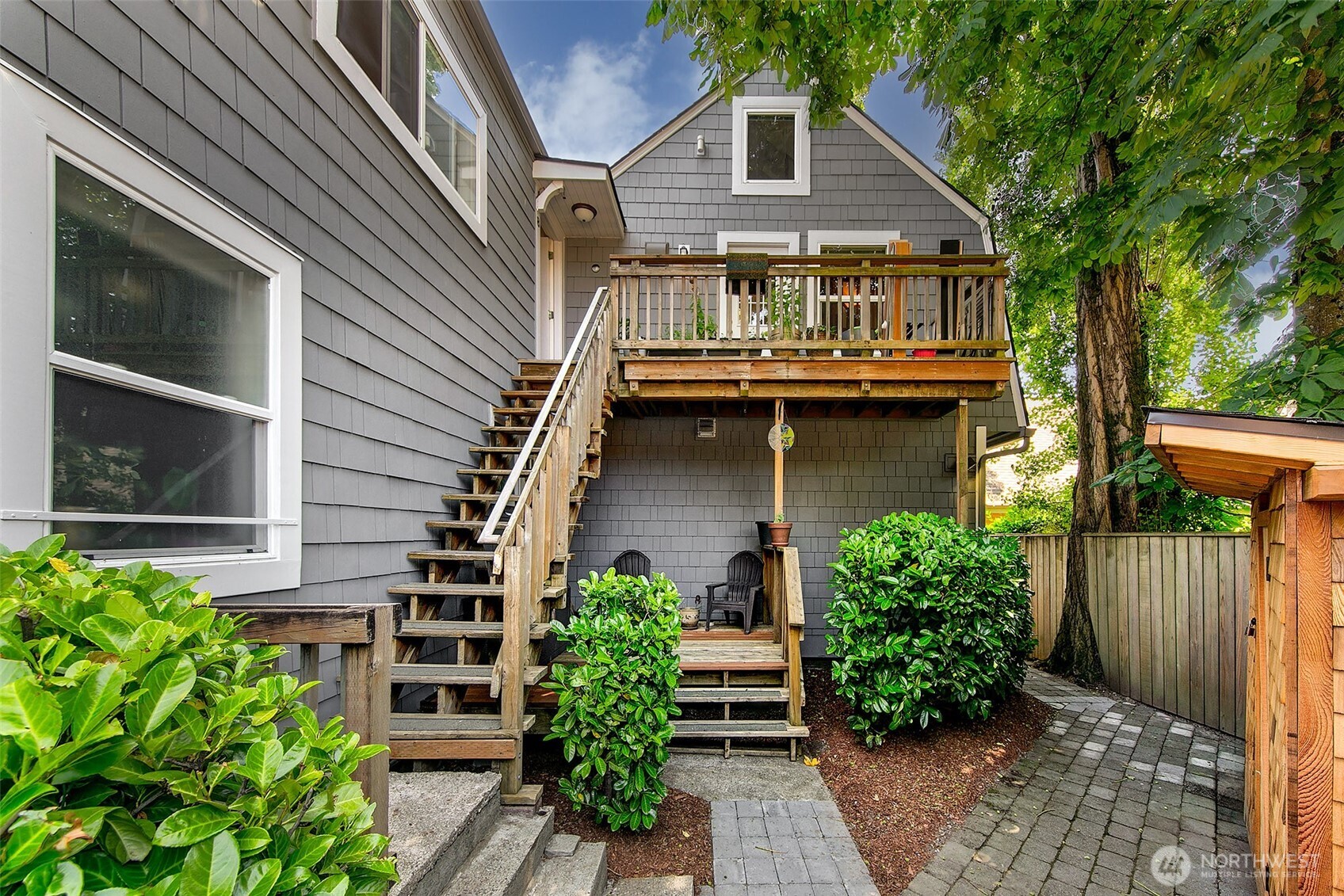 1111 18th Avenue Property Photo 4
