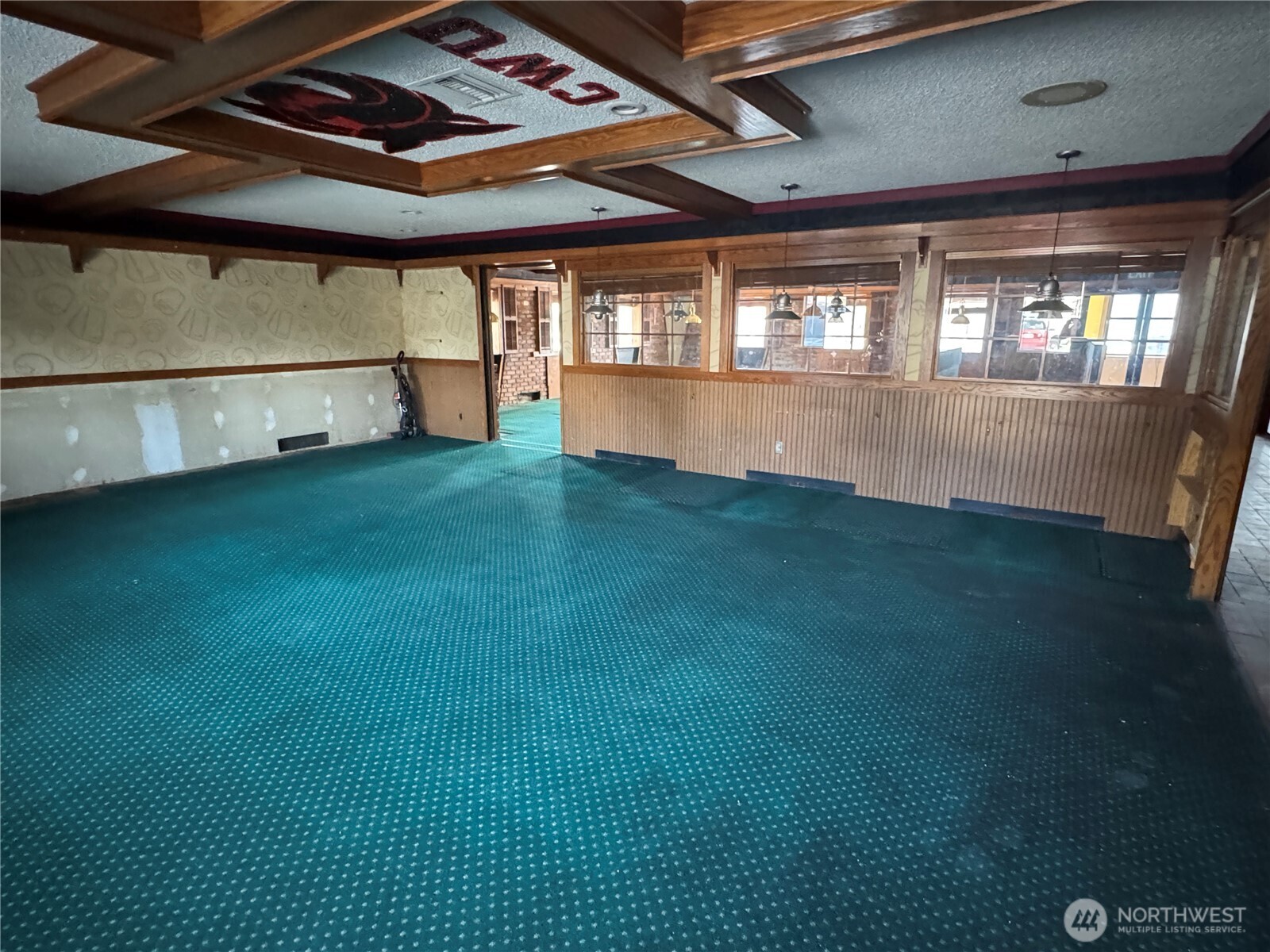 805 N Main Street Property Photo 7