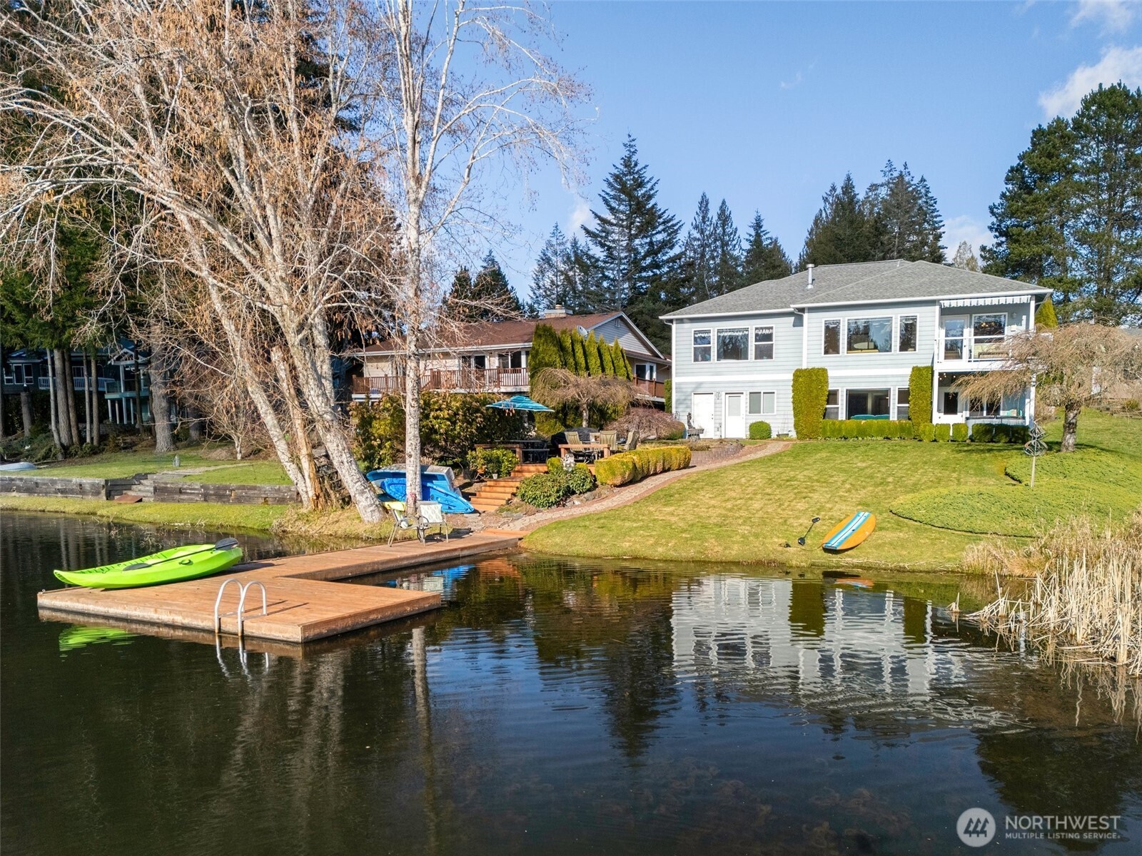 631 E Lakeland Drive Property Photo