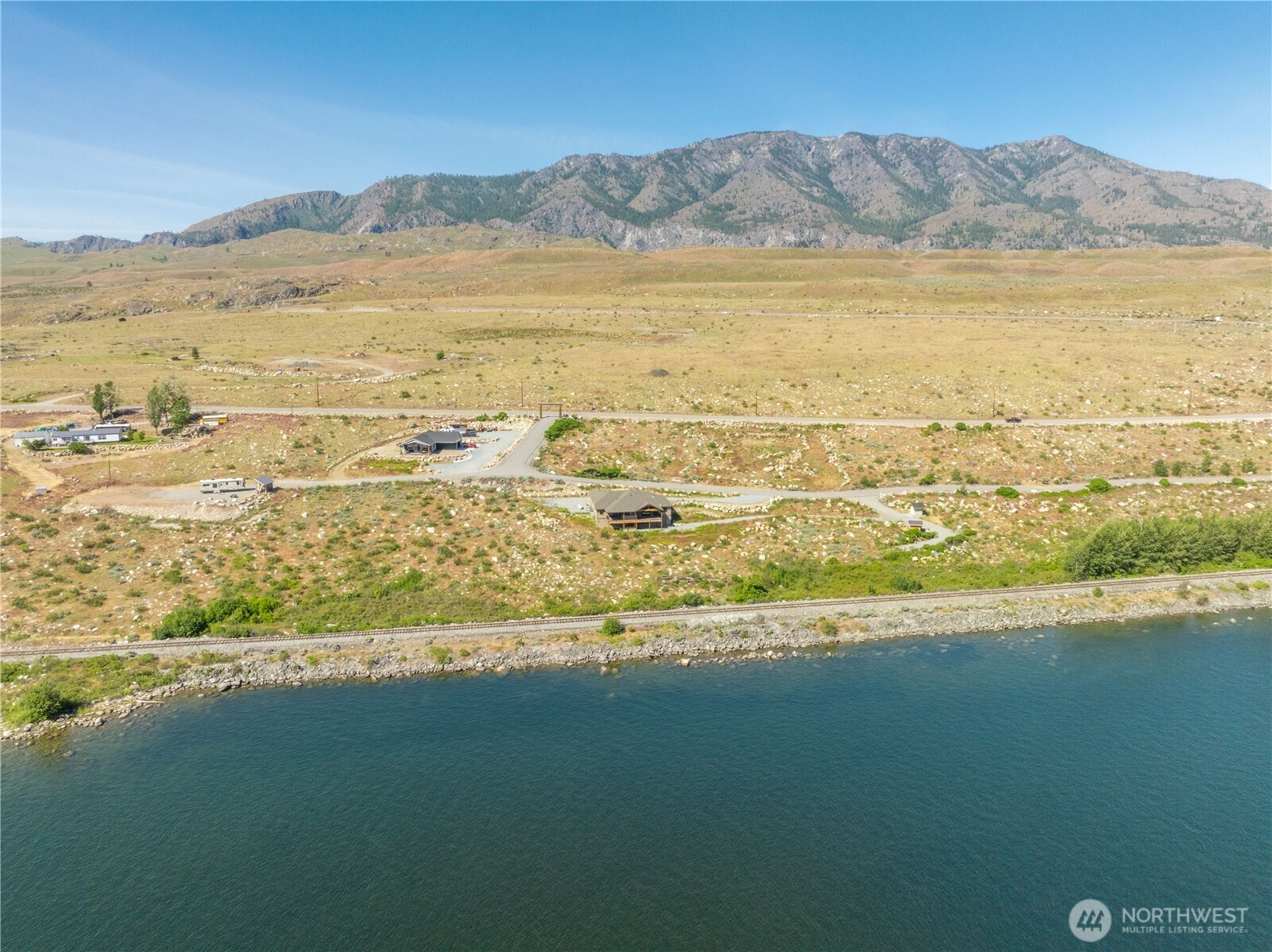 2 Boulder Loop Property Photo 6