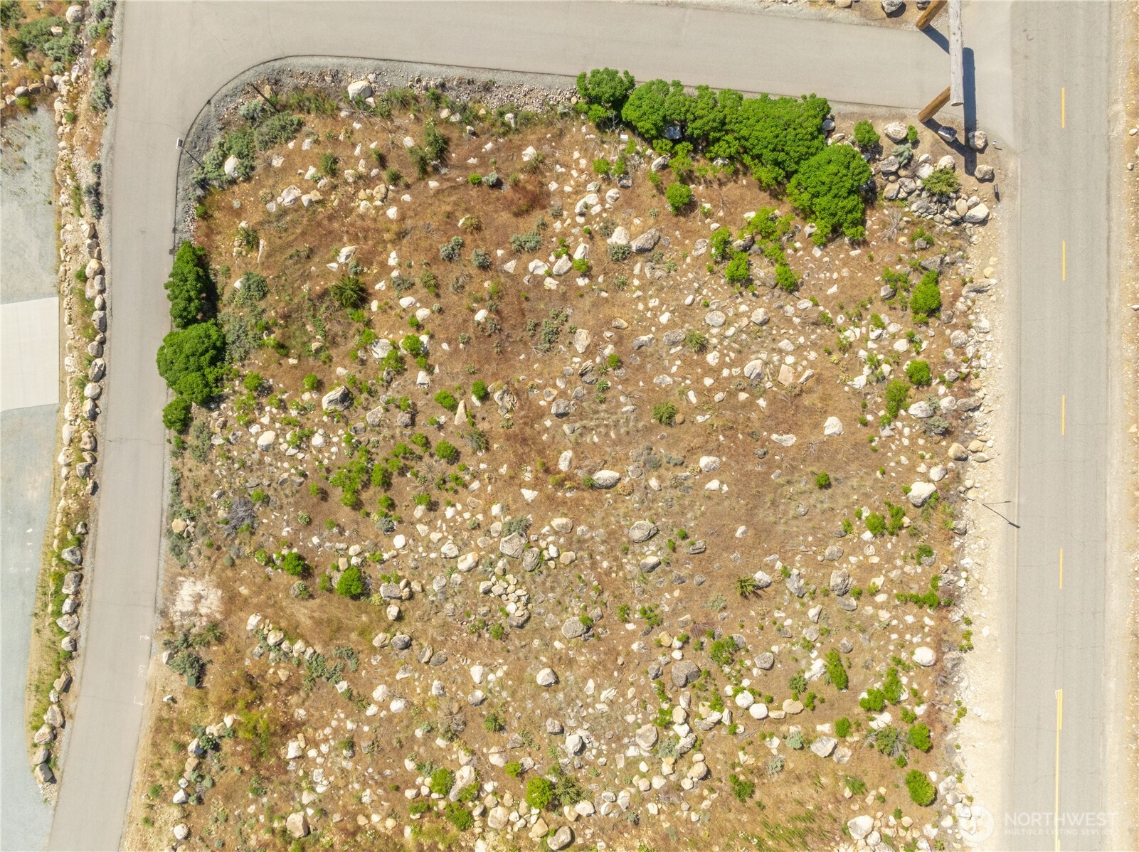 2 Boulder Loop Property Photo 10