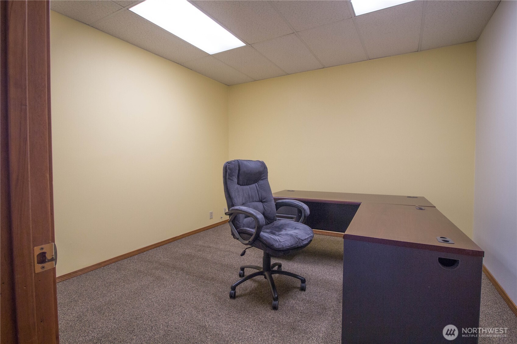 716 E Fairhaven Avenue Property Photo 8