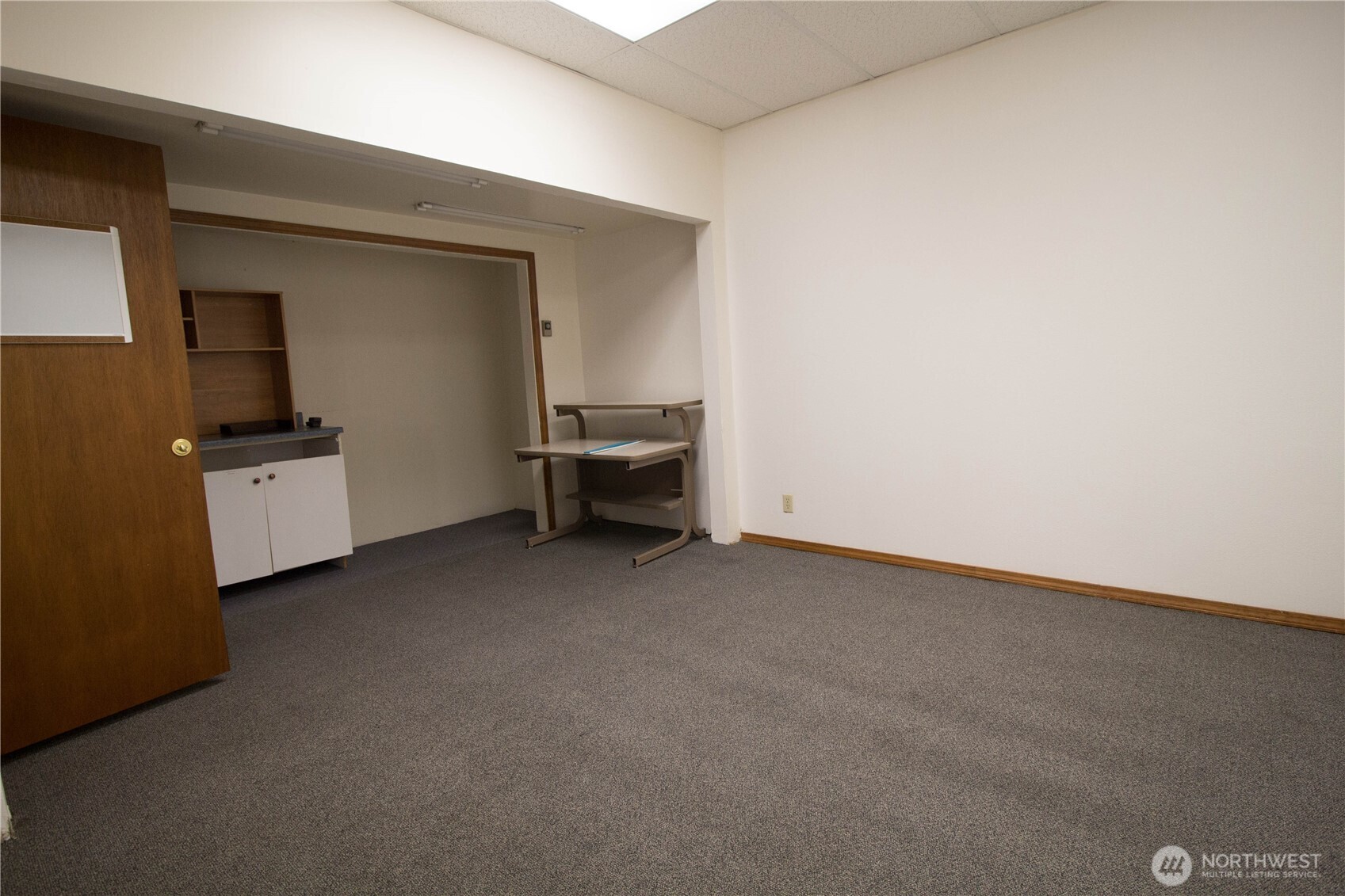 716 E Fairhaven Avenue Property Photo 11