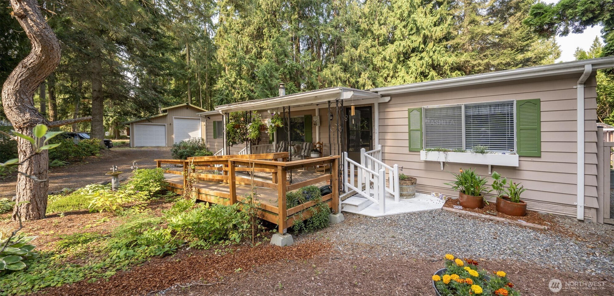417 Dungeness Meadows Property Photo