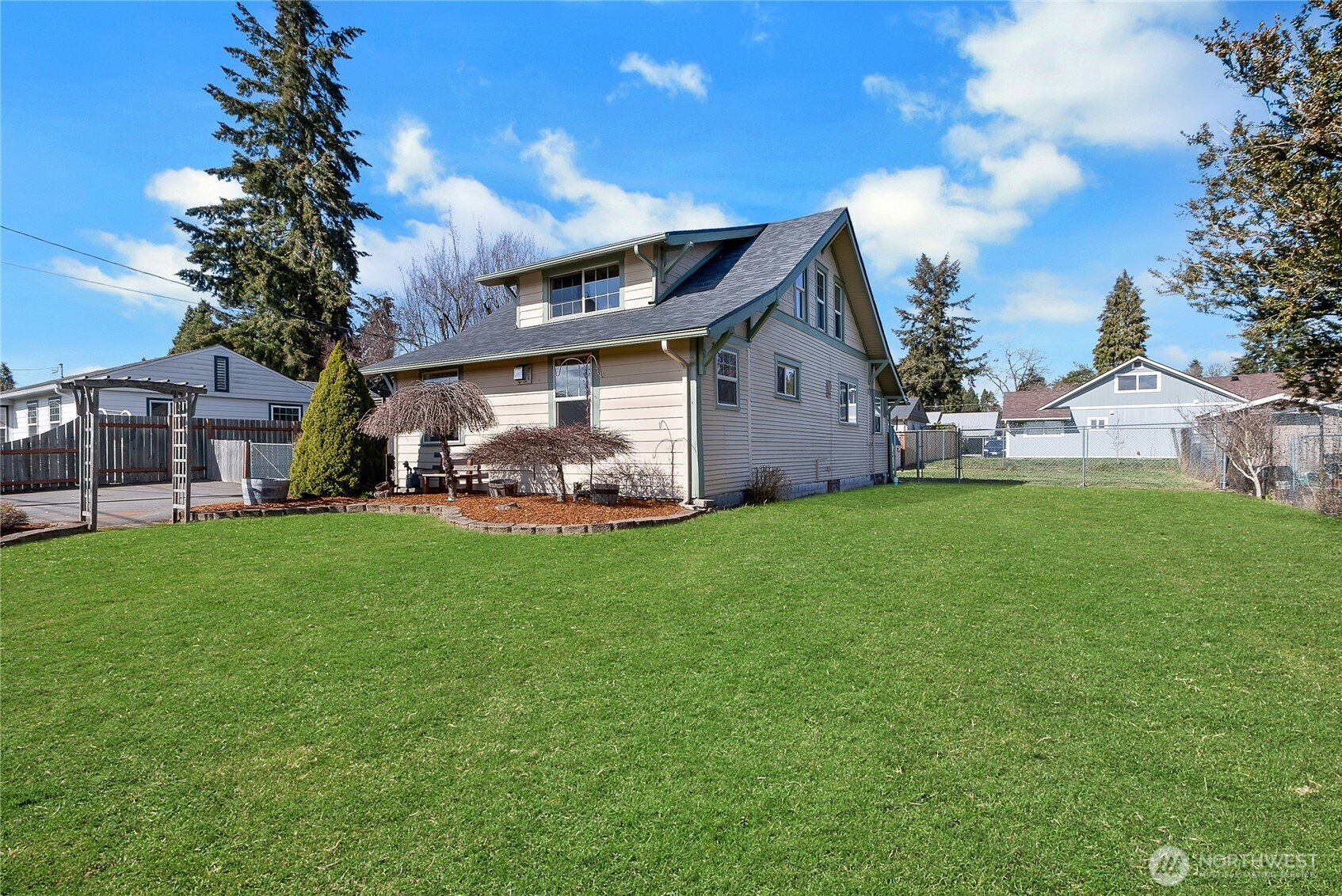 2515 Mount Vista Road Property Photo