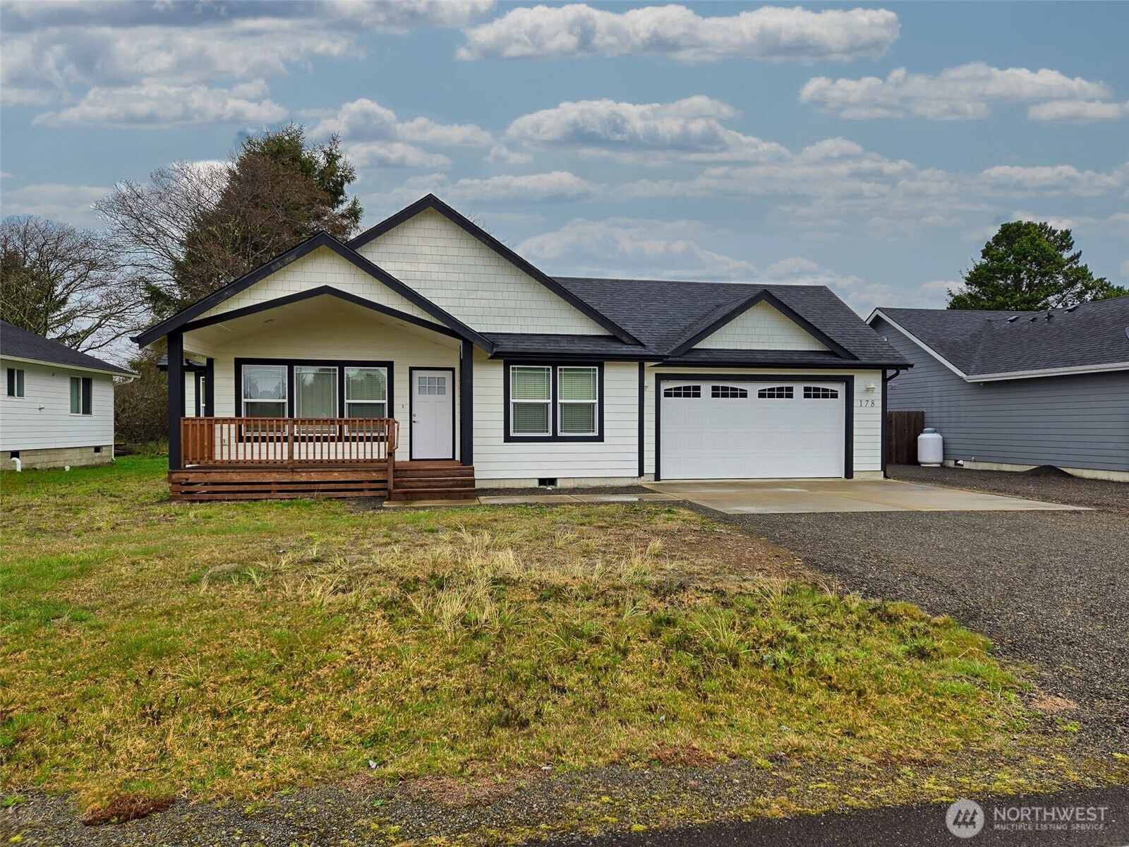 178 Pacific Boulevard Property Photo