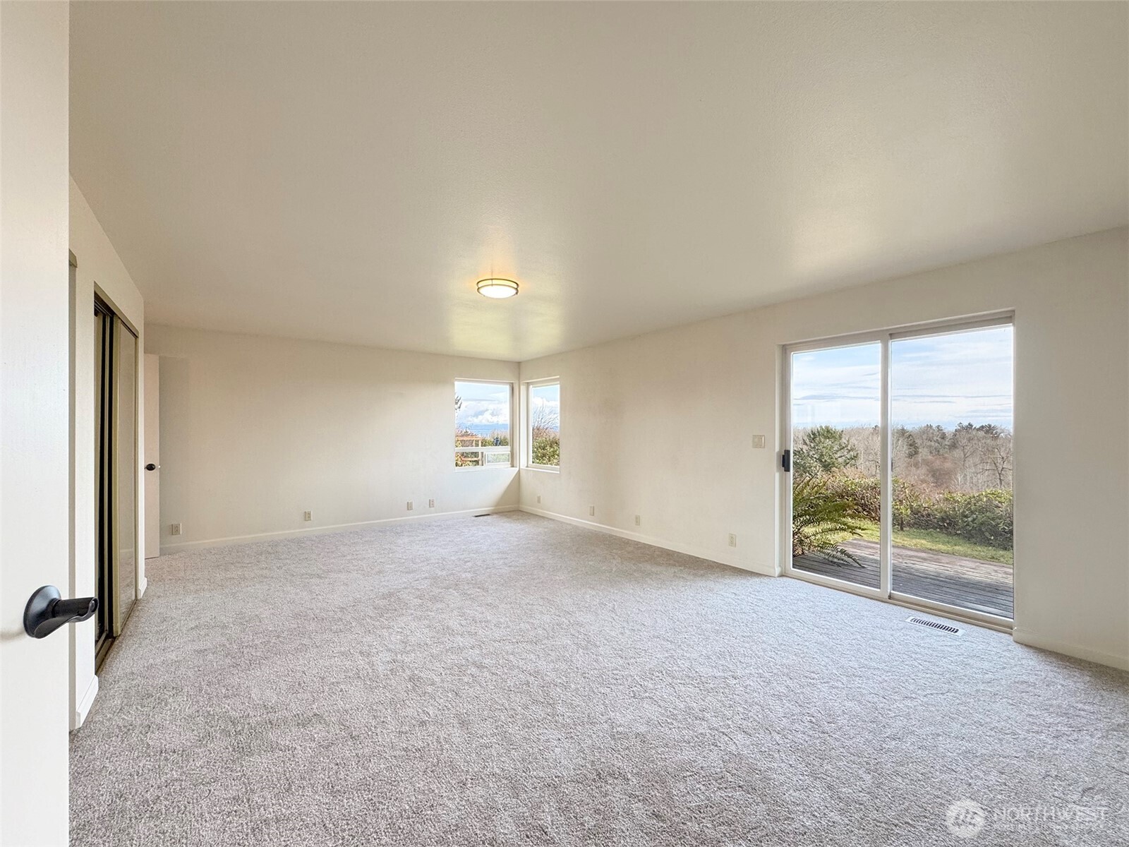 824 Hunt Road Property Photo 23