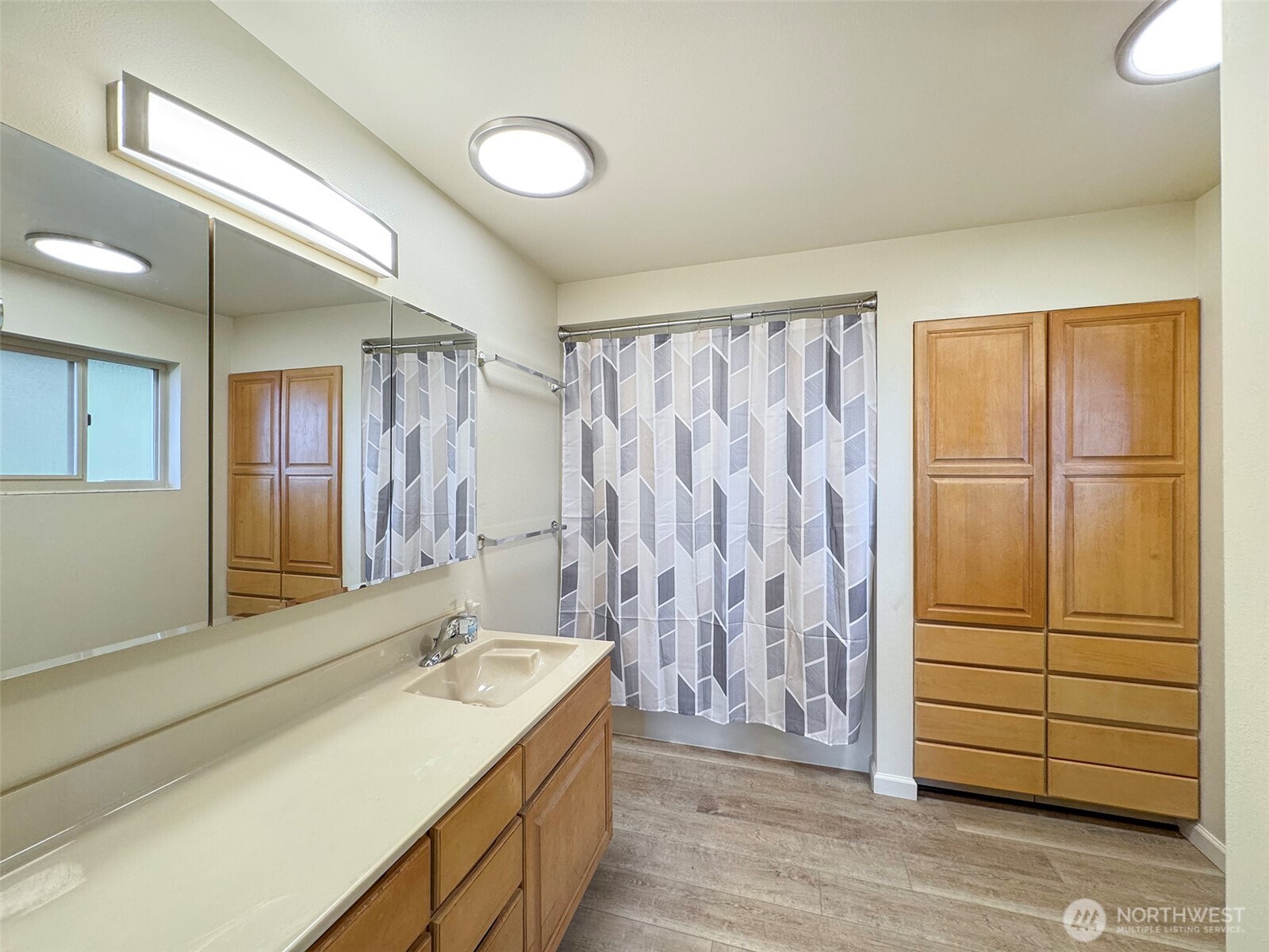 824 Hunt Road Property Photo 28