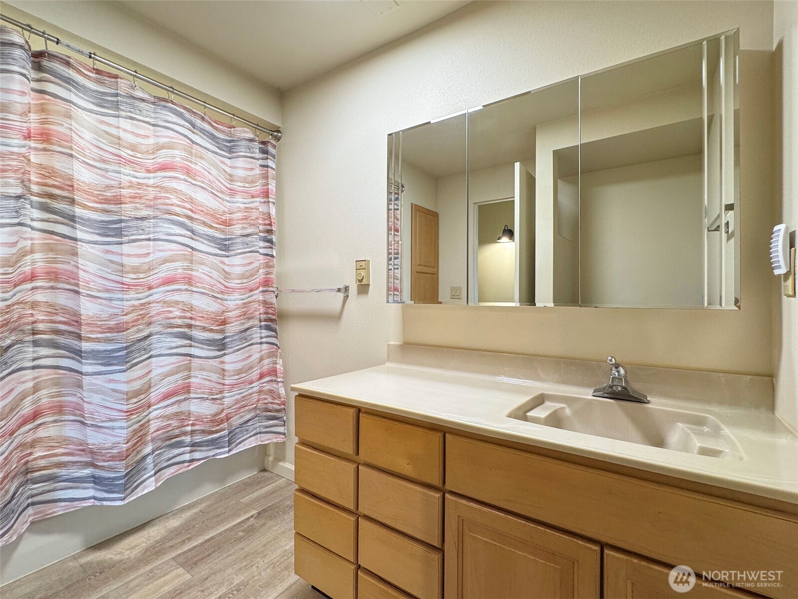 824 Hunt Road Property Photo 29