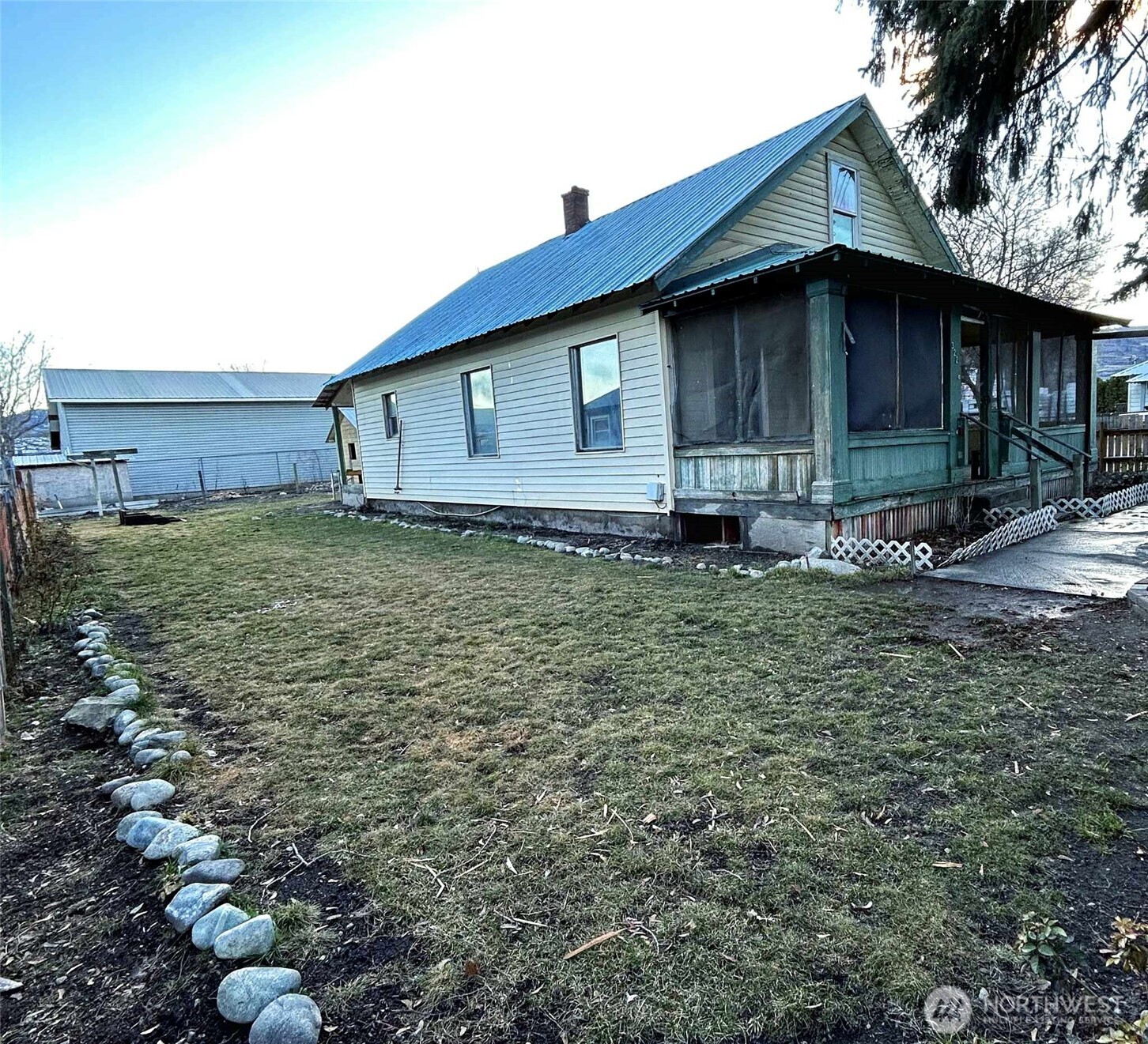 322 14th Avenue Property Photo