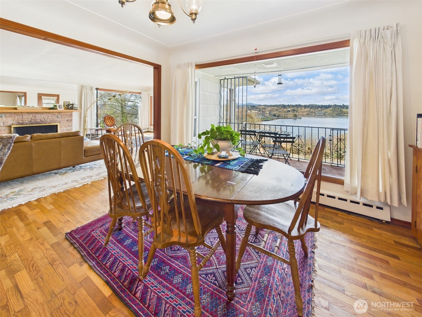 1705 Arbutus Street Property Photo 8