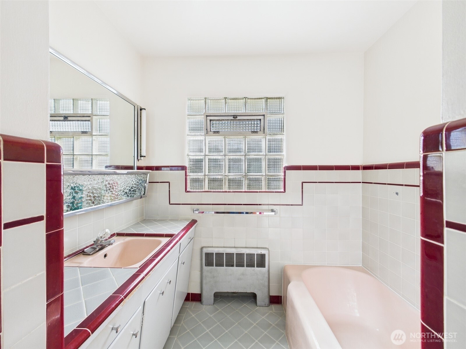 1705 Arbutus Street Property Photo 23