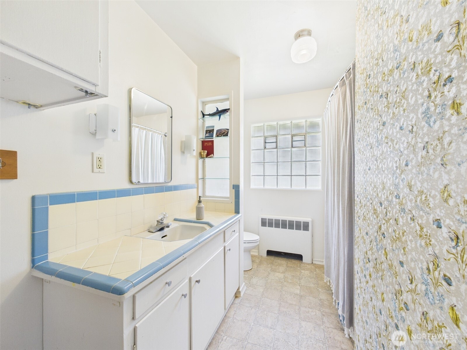 1705 Arbutus Street Property Photo 24