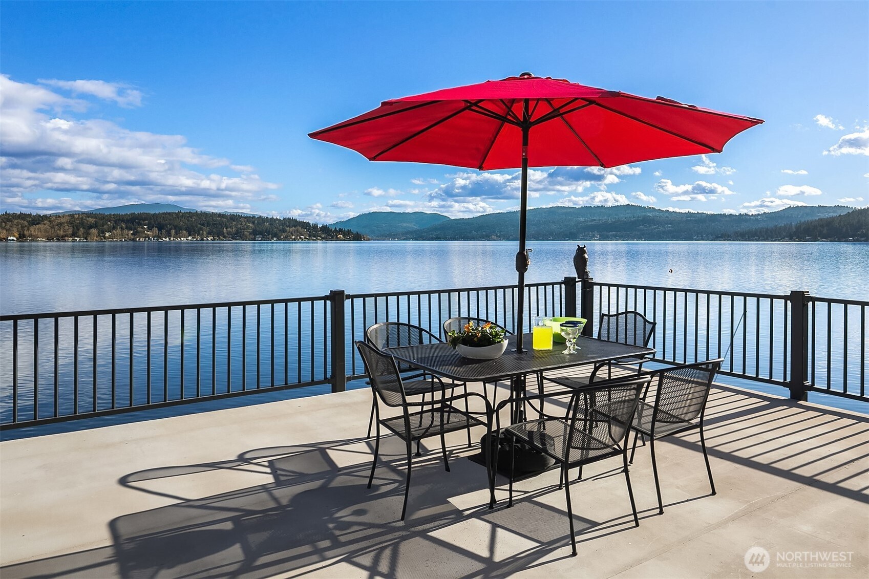 650 Lake Sammamish Lane Property Photo