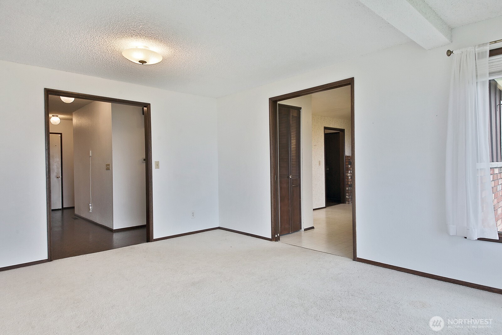 2725 Hunt Road Property Photo 11