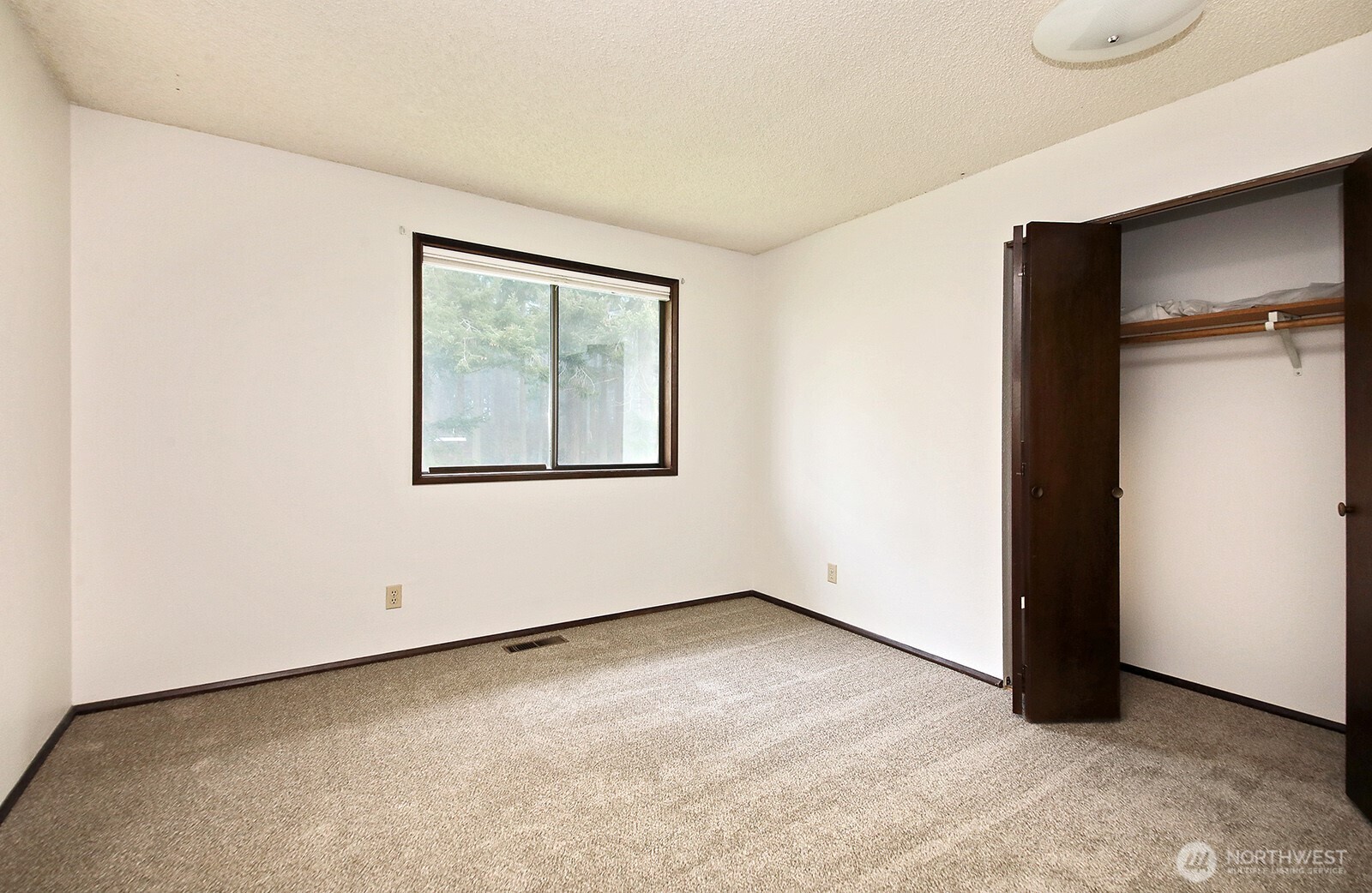 2725 Hunt Road Property Photo 17