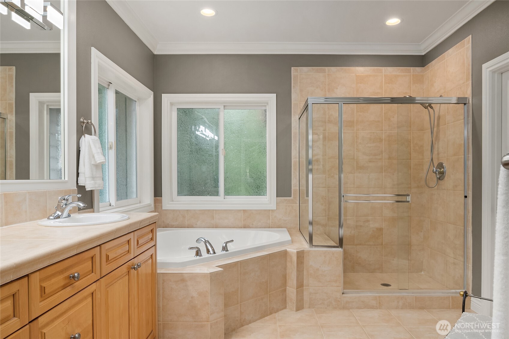 10 216th Avenue Property Photo 27