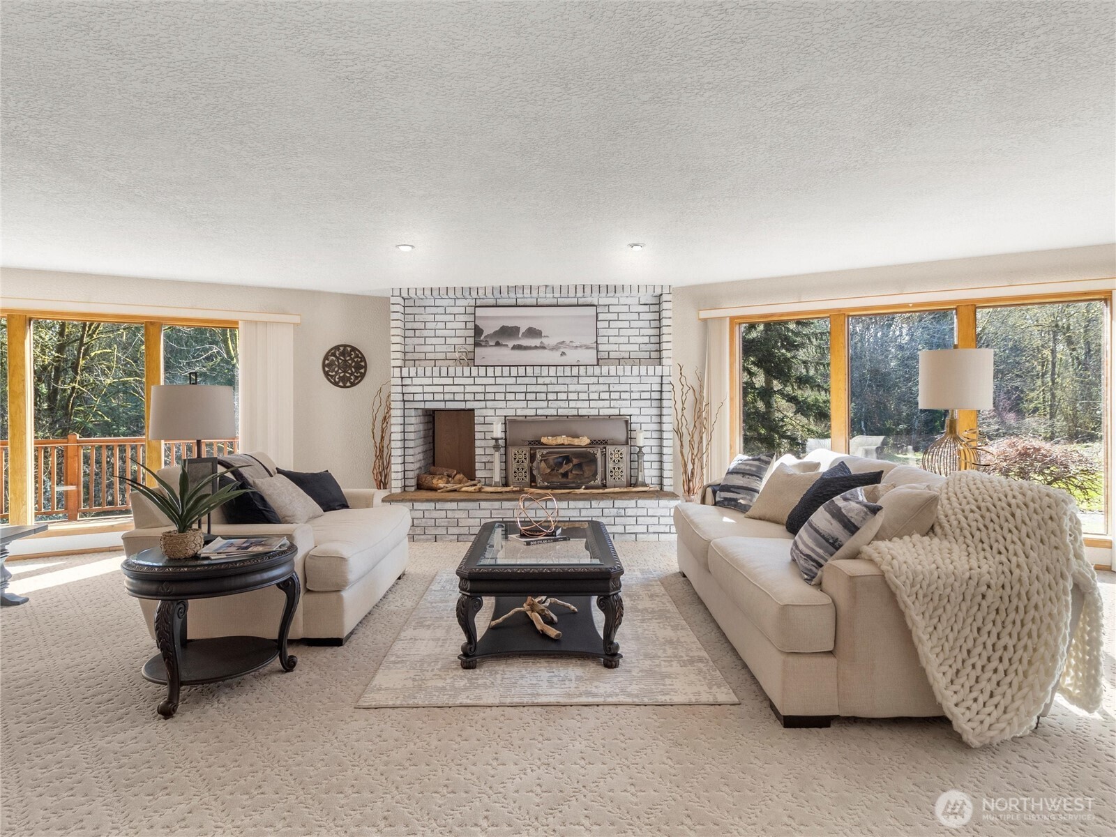 1908 Farwell Avenue Property Photo 6