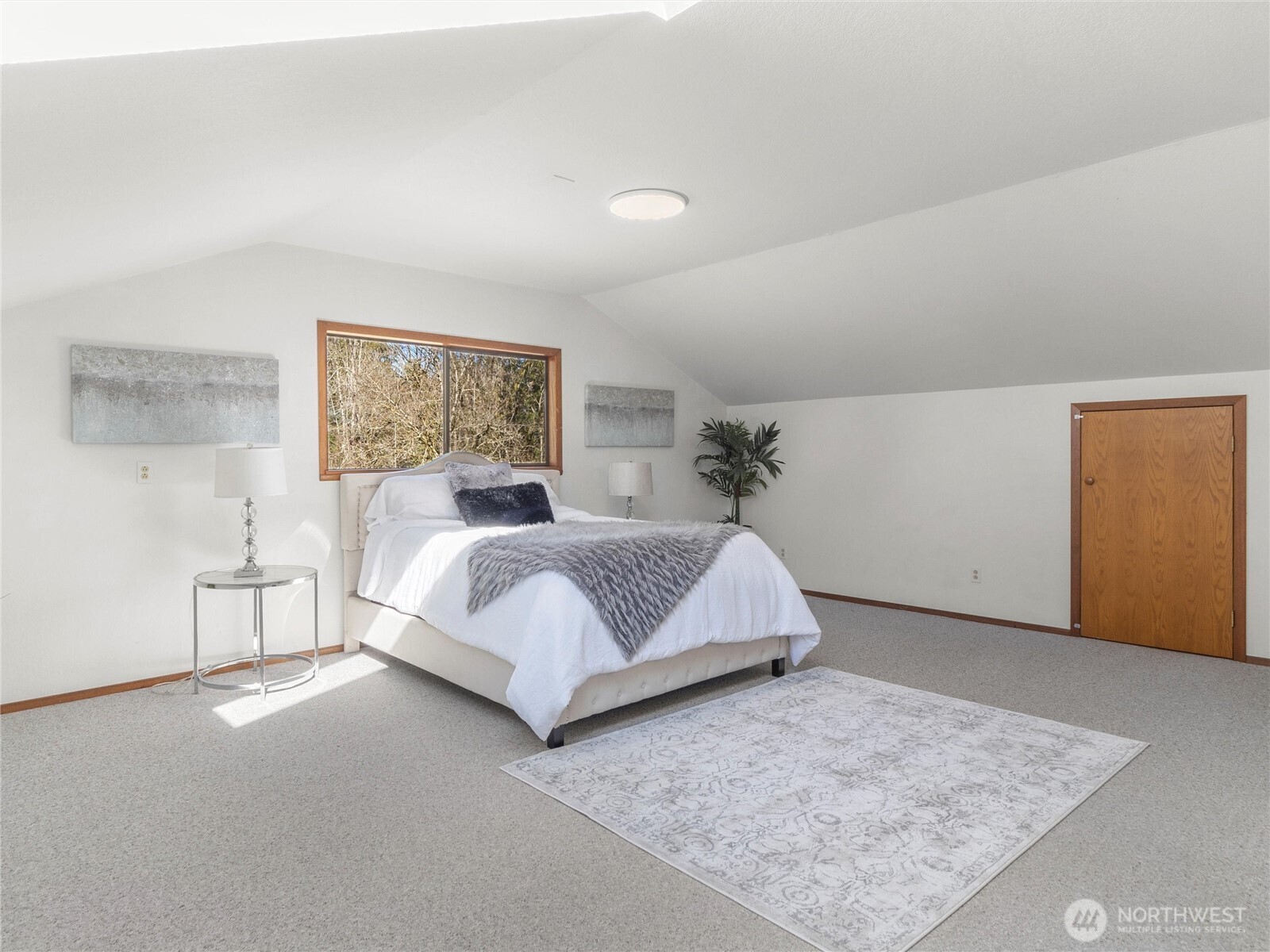 1908 Farwell Avenue Property Photo 21