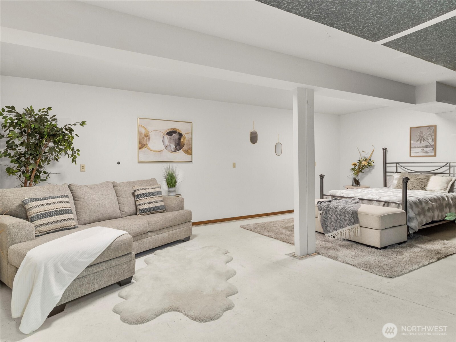 1908 Farwell Avenue Property Photo 26