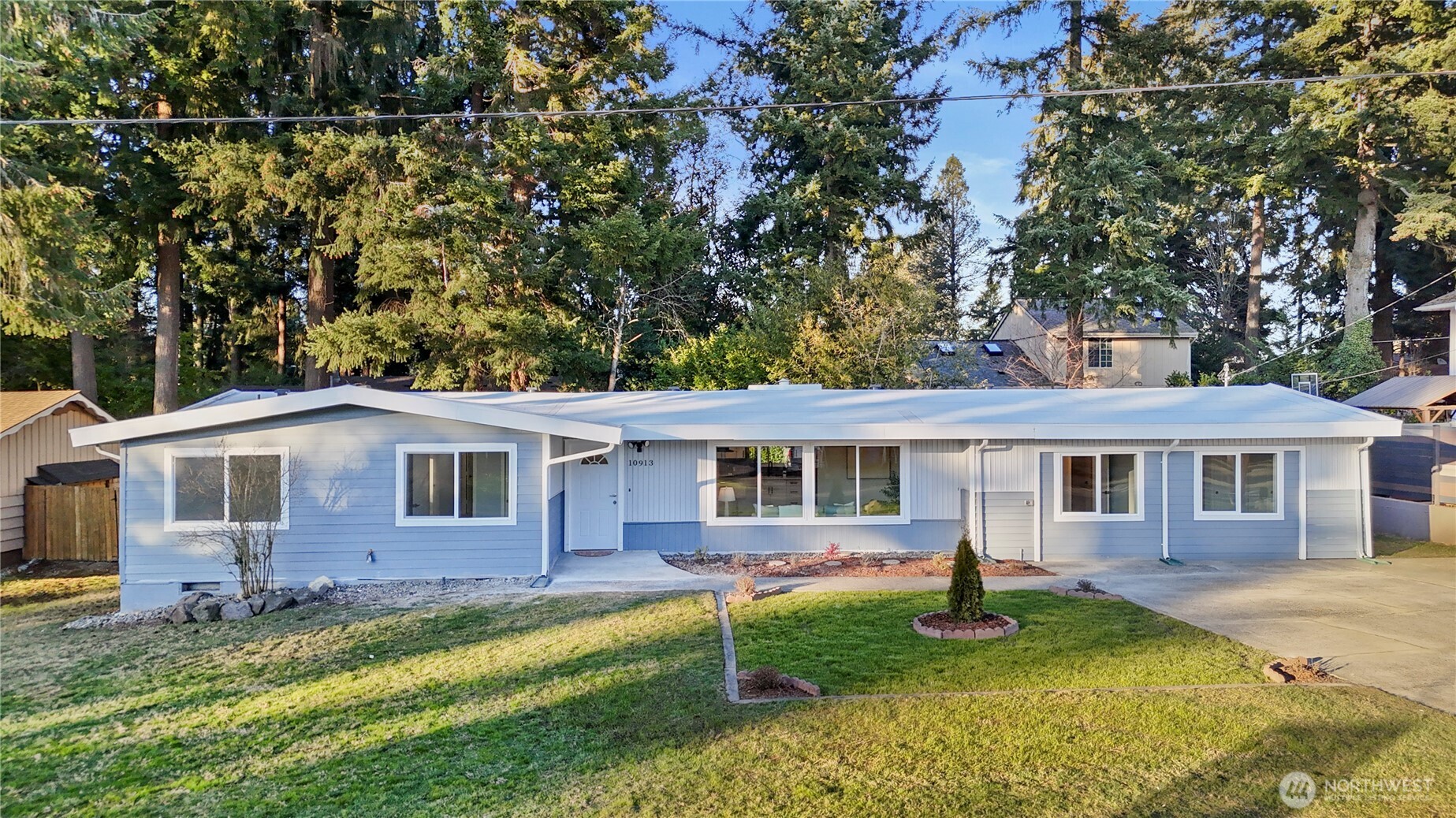 10913 107th Street Property Photo