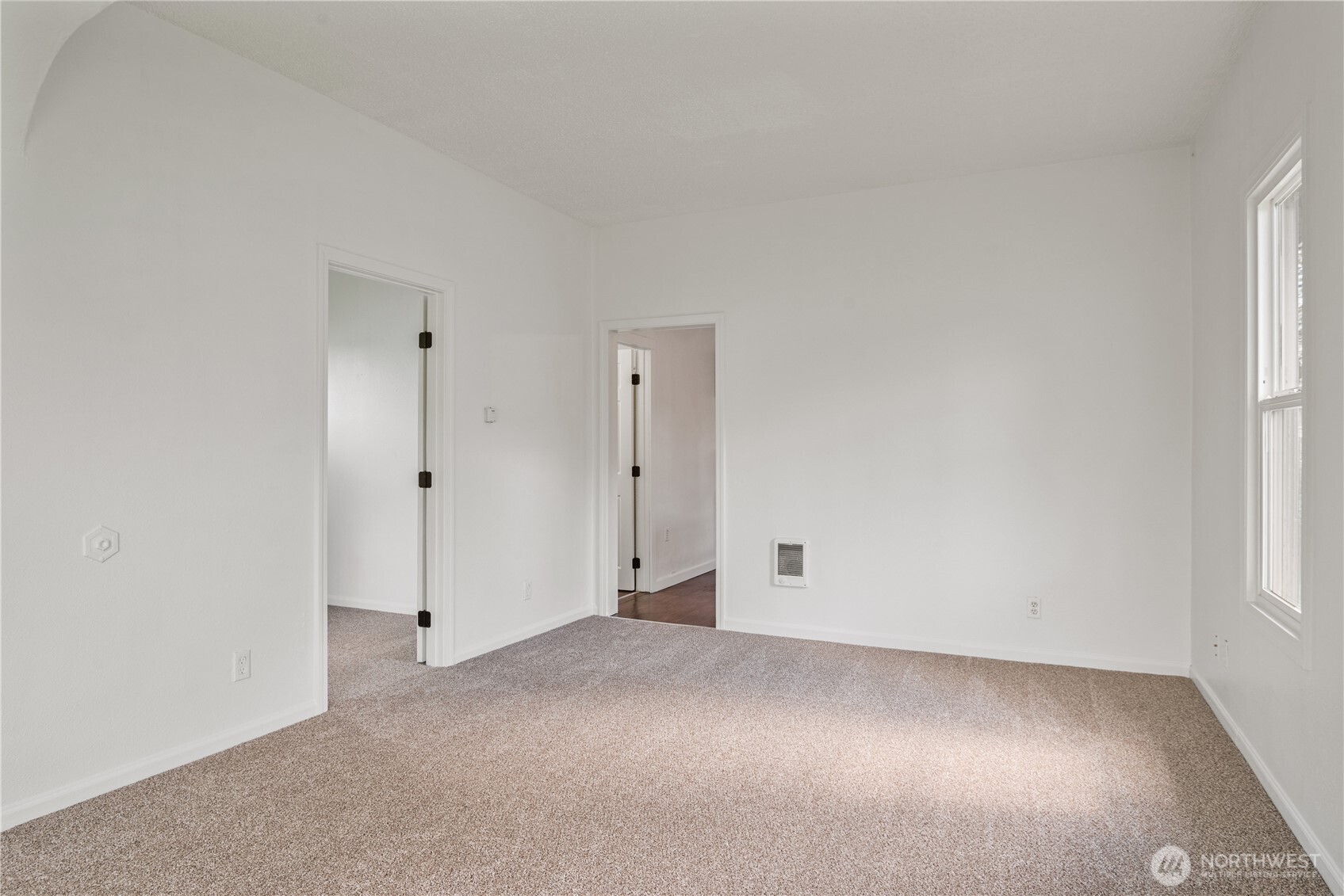 430 17th Avenue Property Photo 7