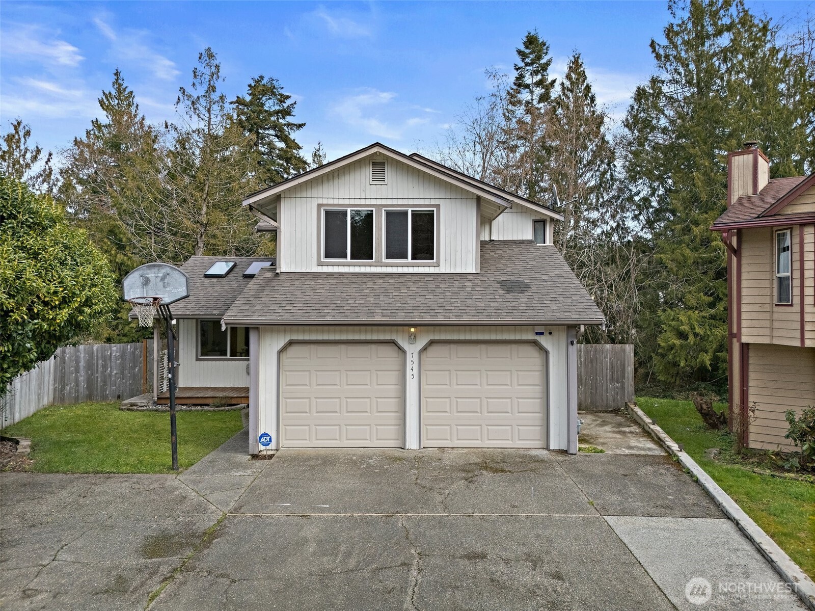 7545 Bridge Place Property Photo