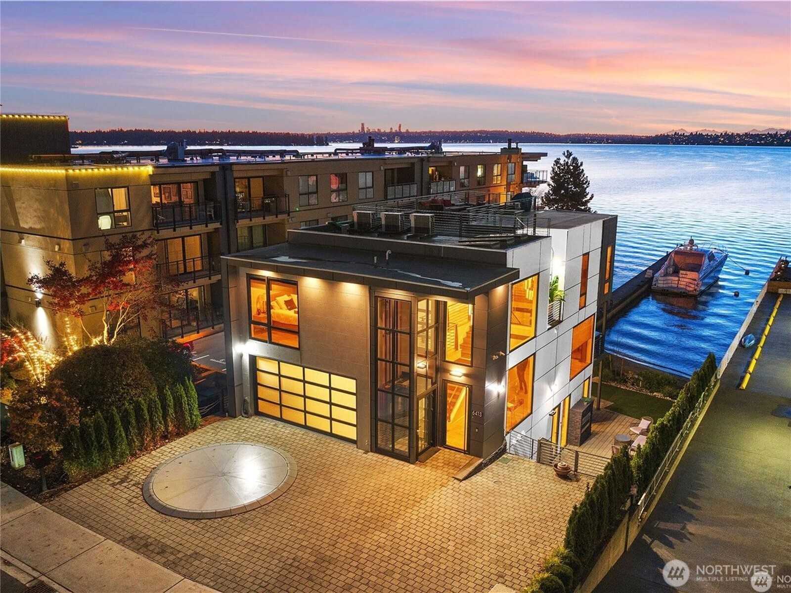 6413 Lake Washington Boulevard Property Photo
