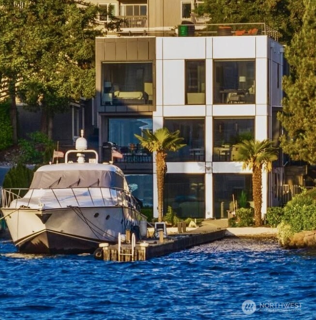 6413 Lake Washington Boulevard Property Photo