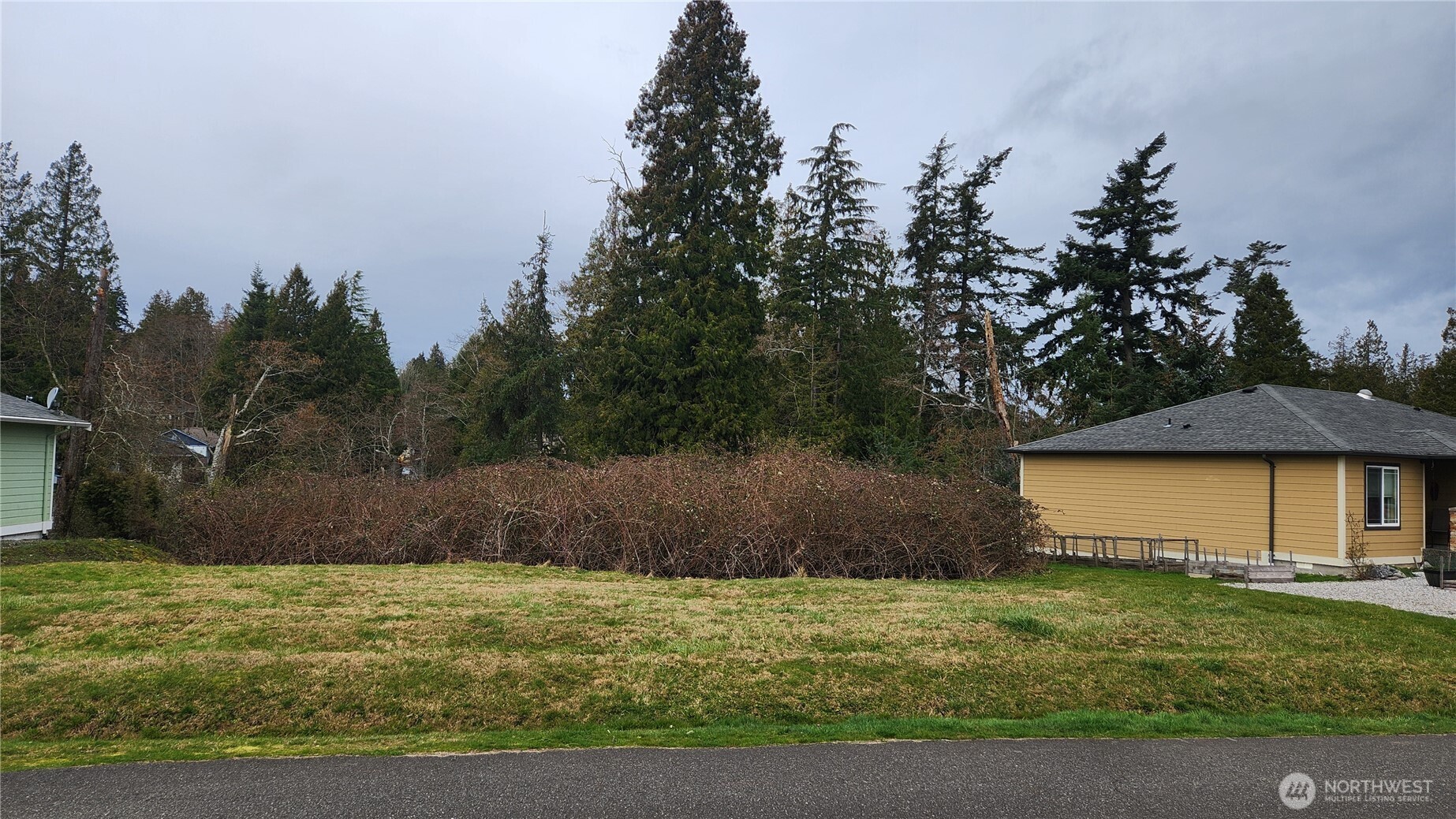 0 Comox Loop Property Photo 1