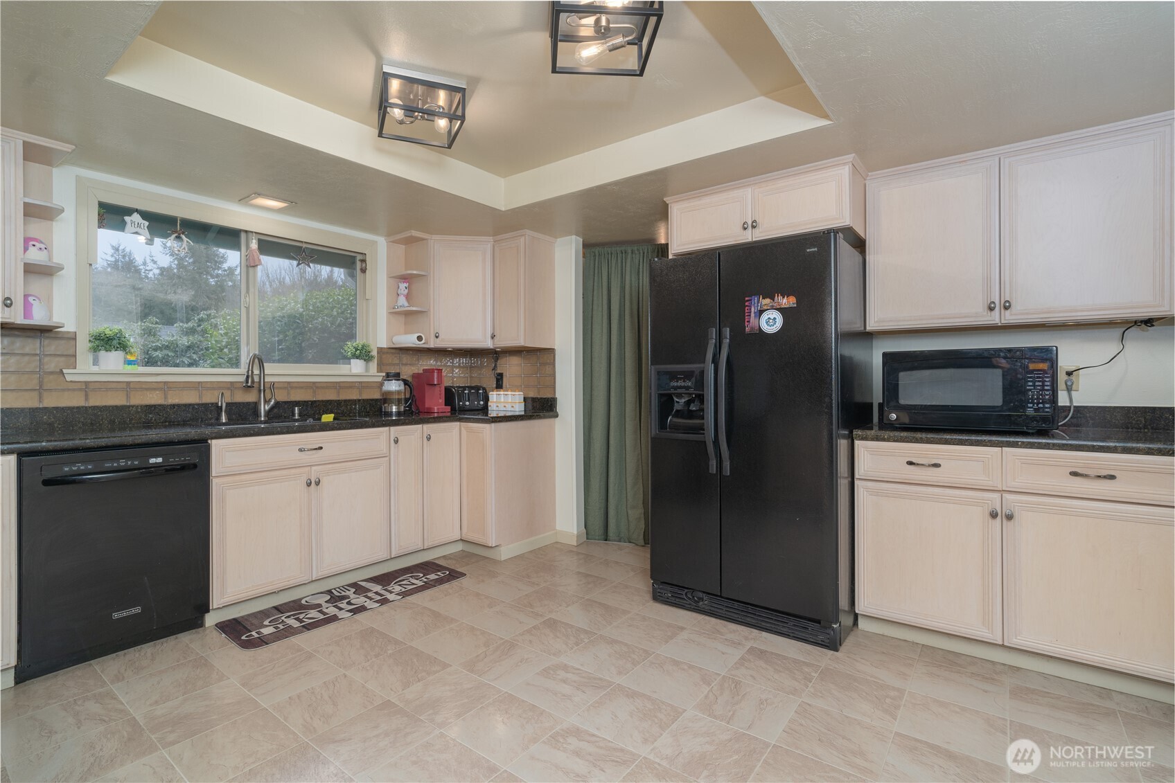 1215 Dundee Drive Property Photo 14