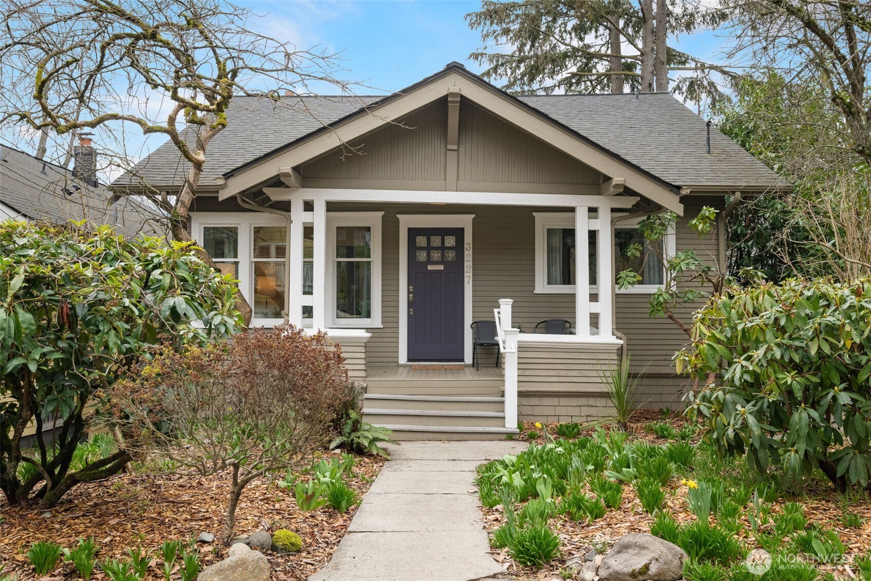 3227 37th Place Property Photo