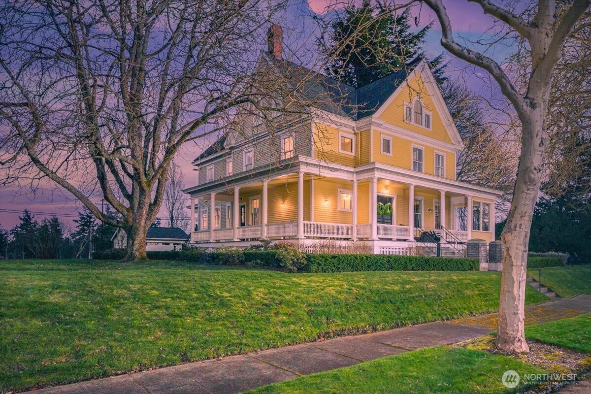 4200 Washington Avenue Property Photo