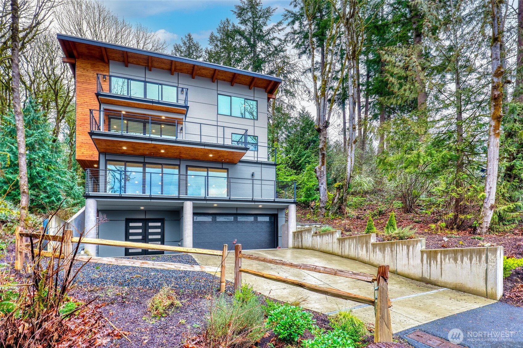 439 W Lake Sammamish Parkway Property Photo