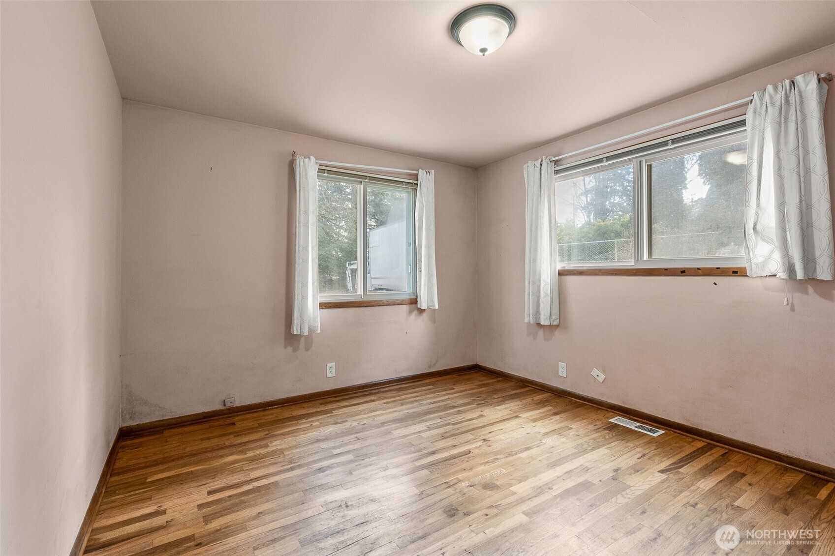 14056 14040 8th Avenue Property Photo 7