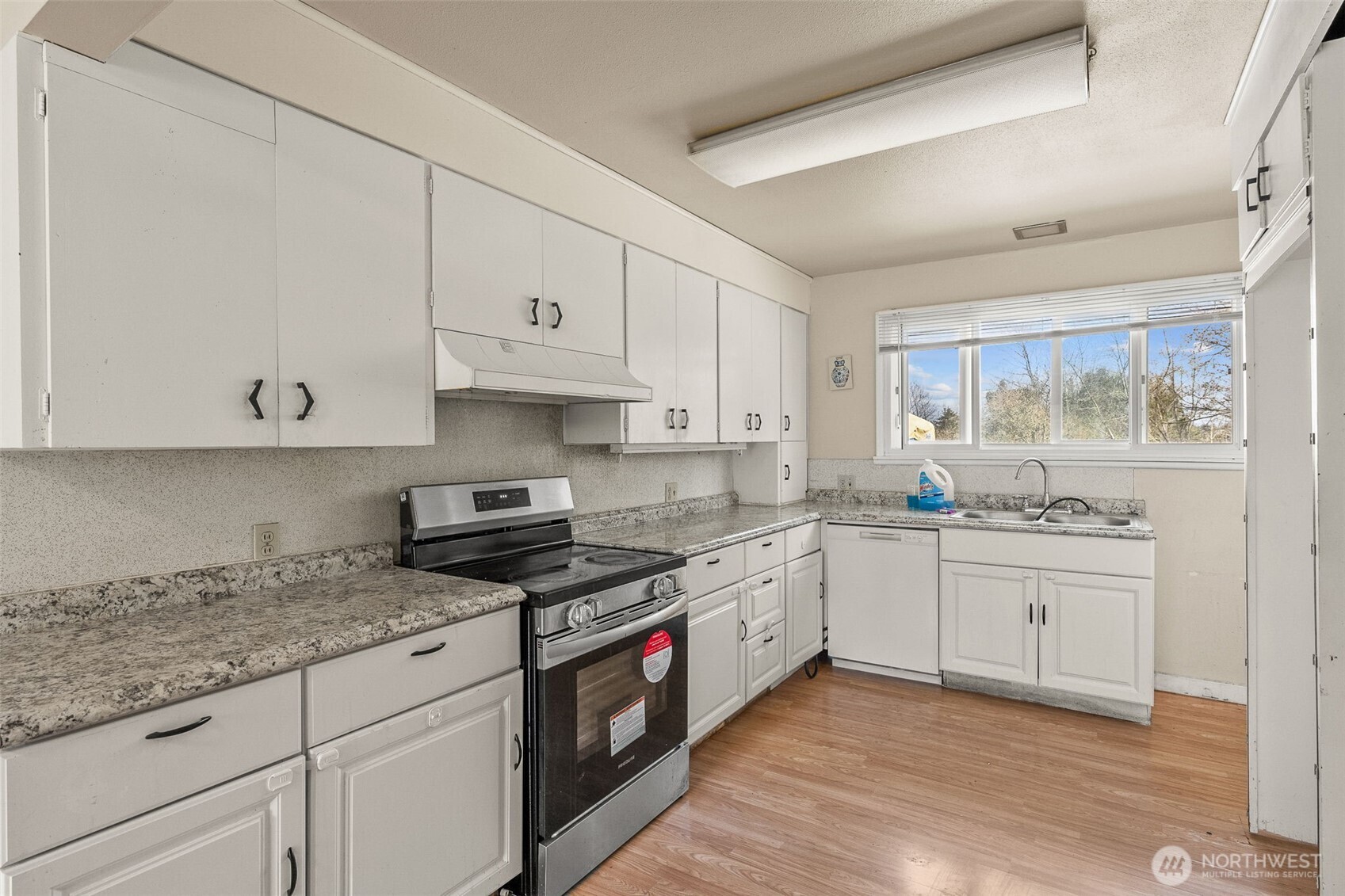 14056 14040 8th Avenue Property Photo 31