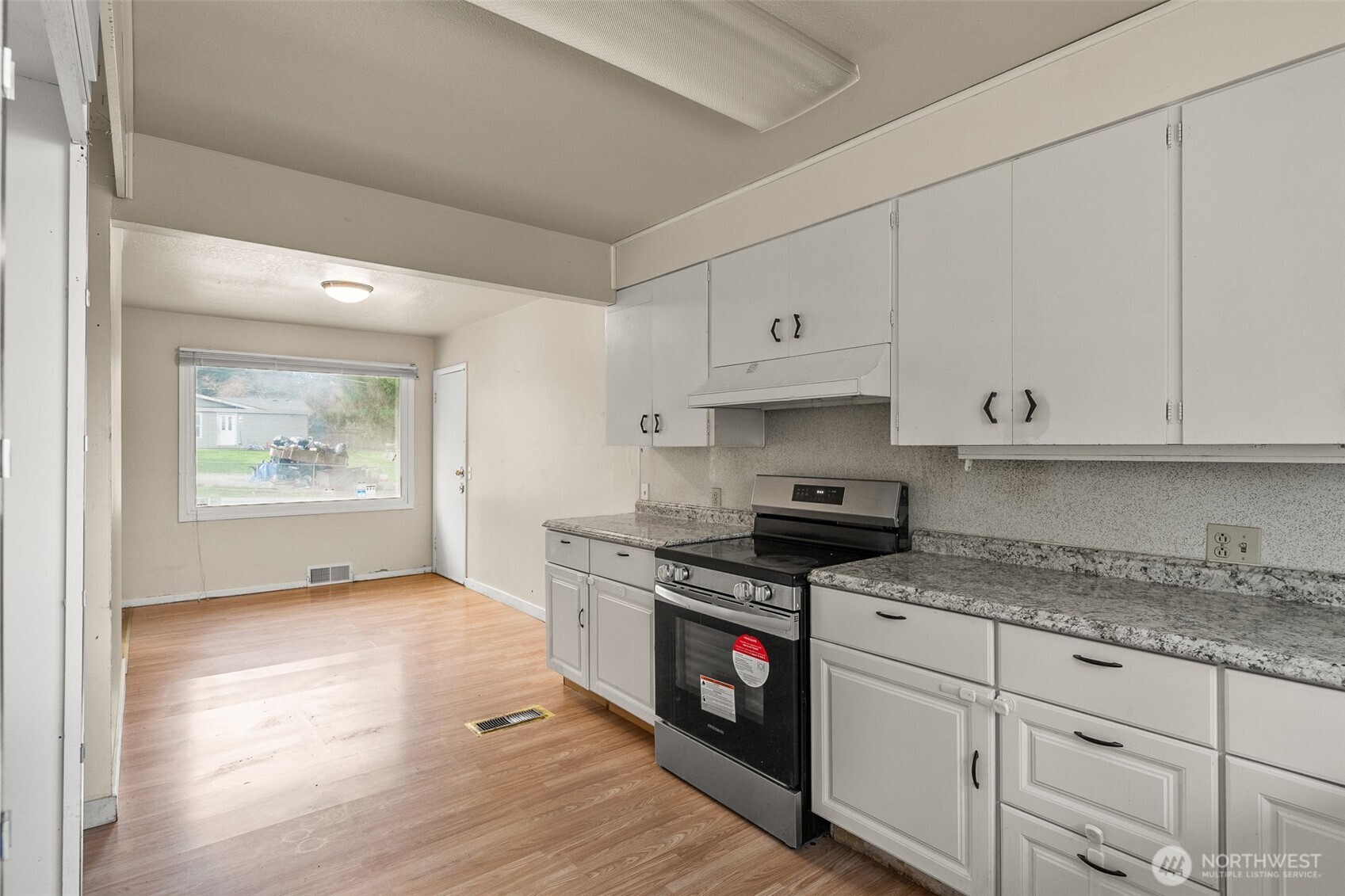 14056 14040 8th Avenue Property Photo 32