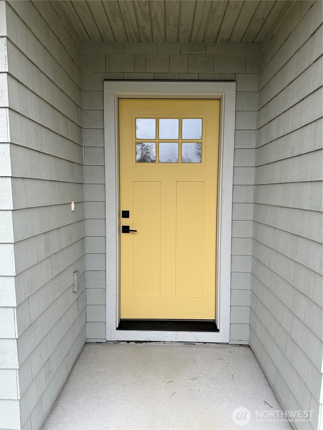 1323 196th Place Property Photo 6