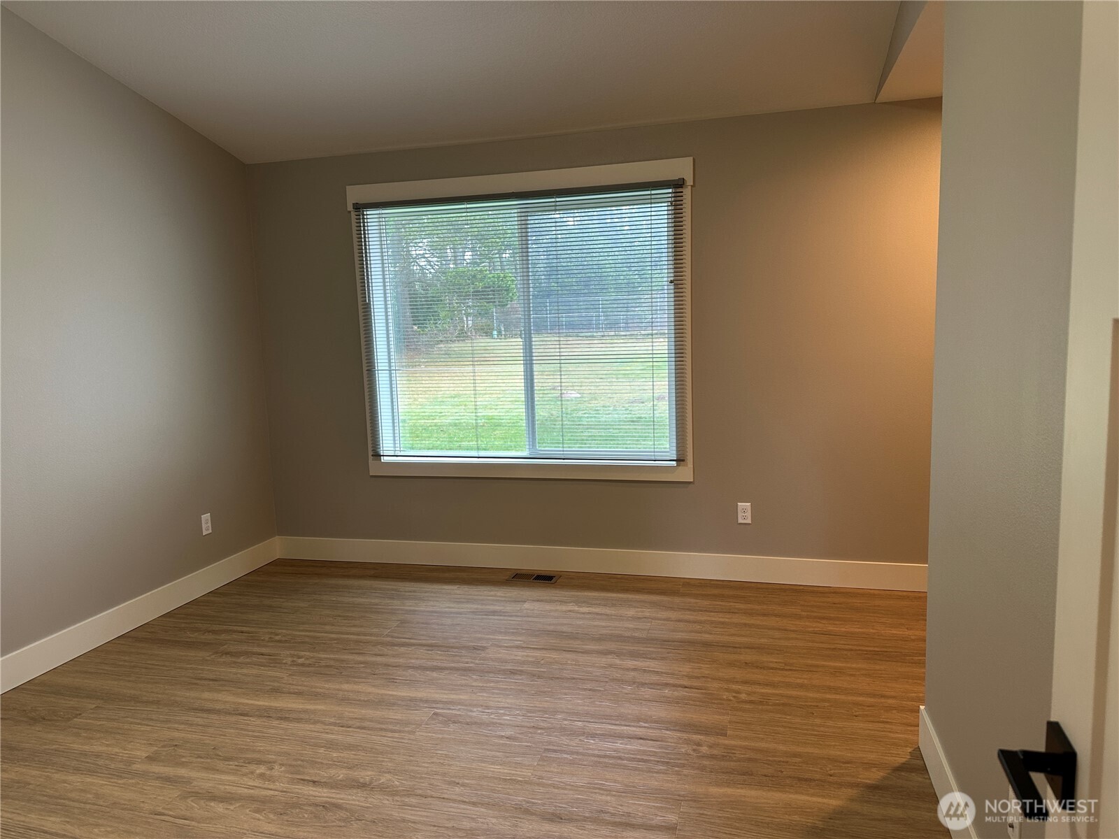 1323 196th Place Property Photo 23