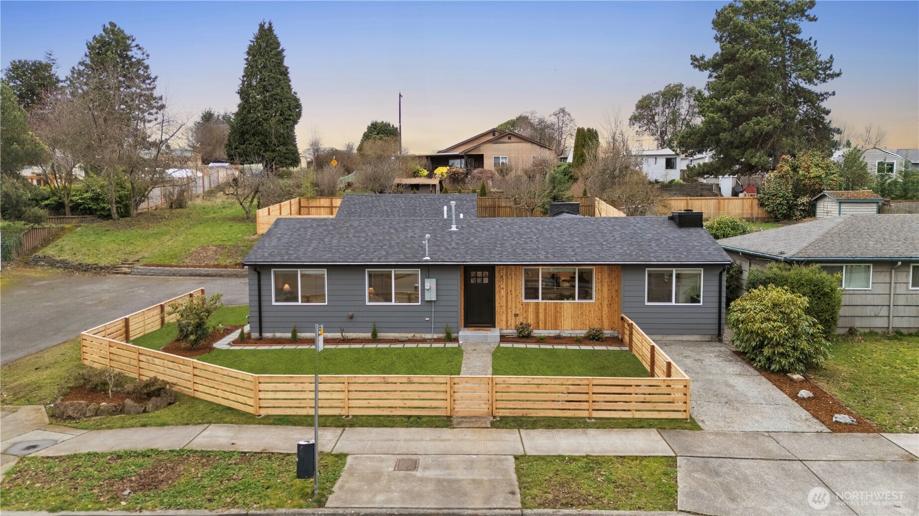 9257 8th Avenue Property Photo 1