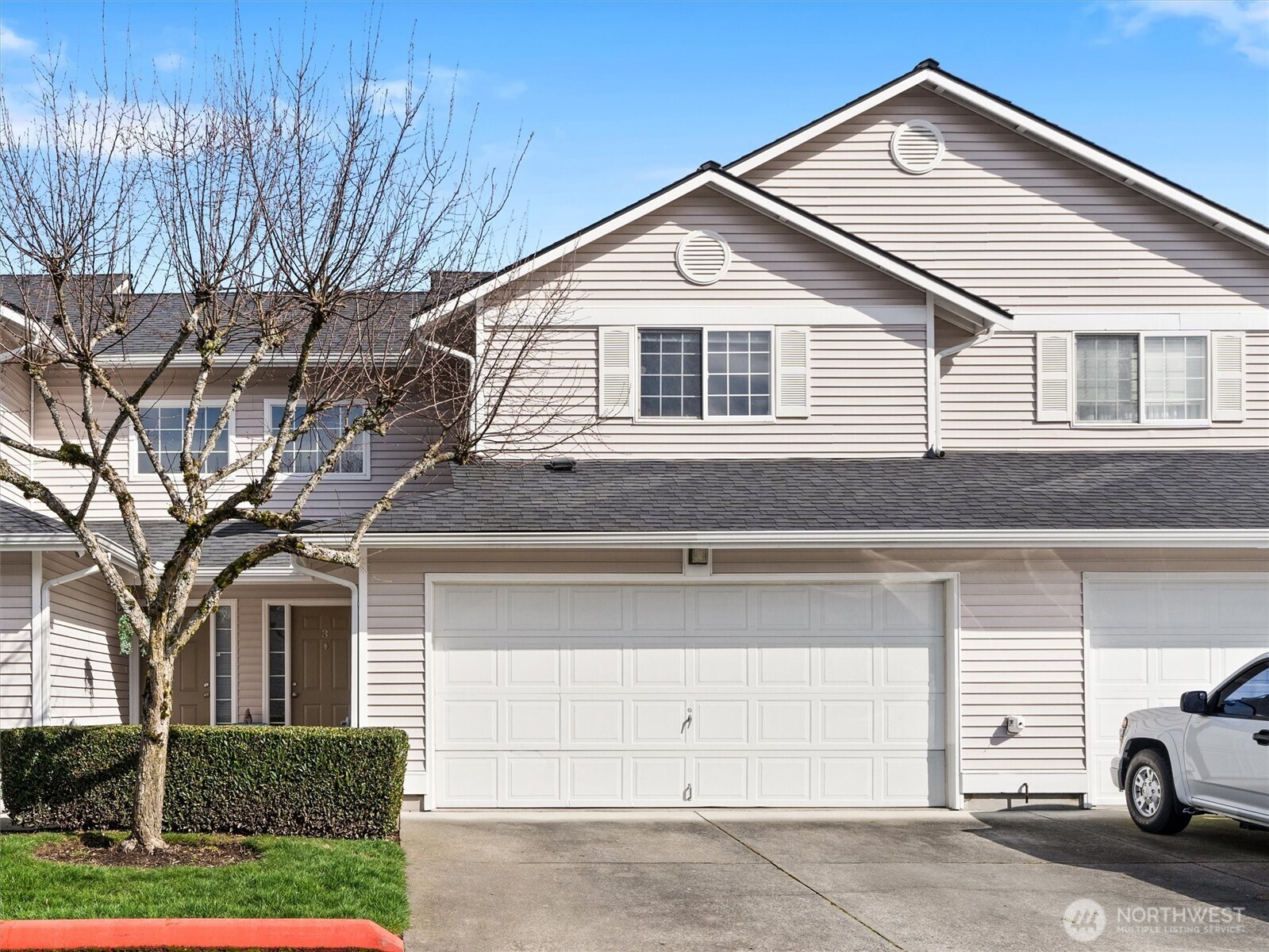 Serene Lake Elem Real Estate Listings Main Image