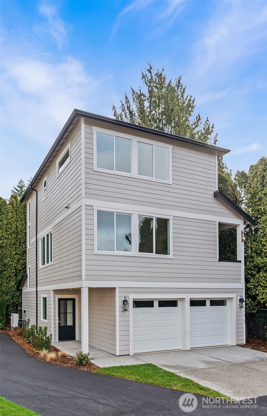 15415 50th Place Property Photo 1