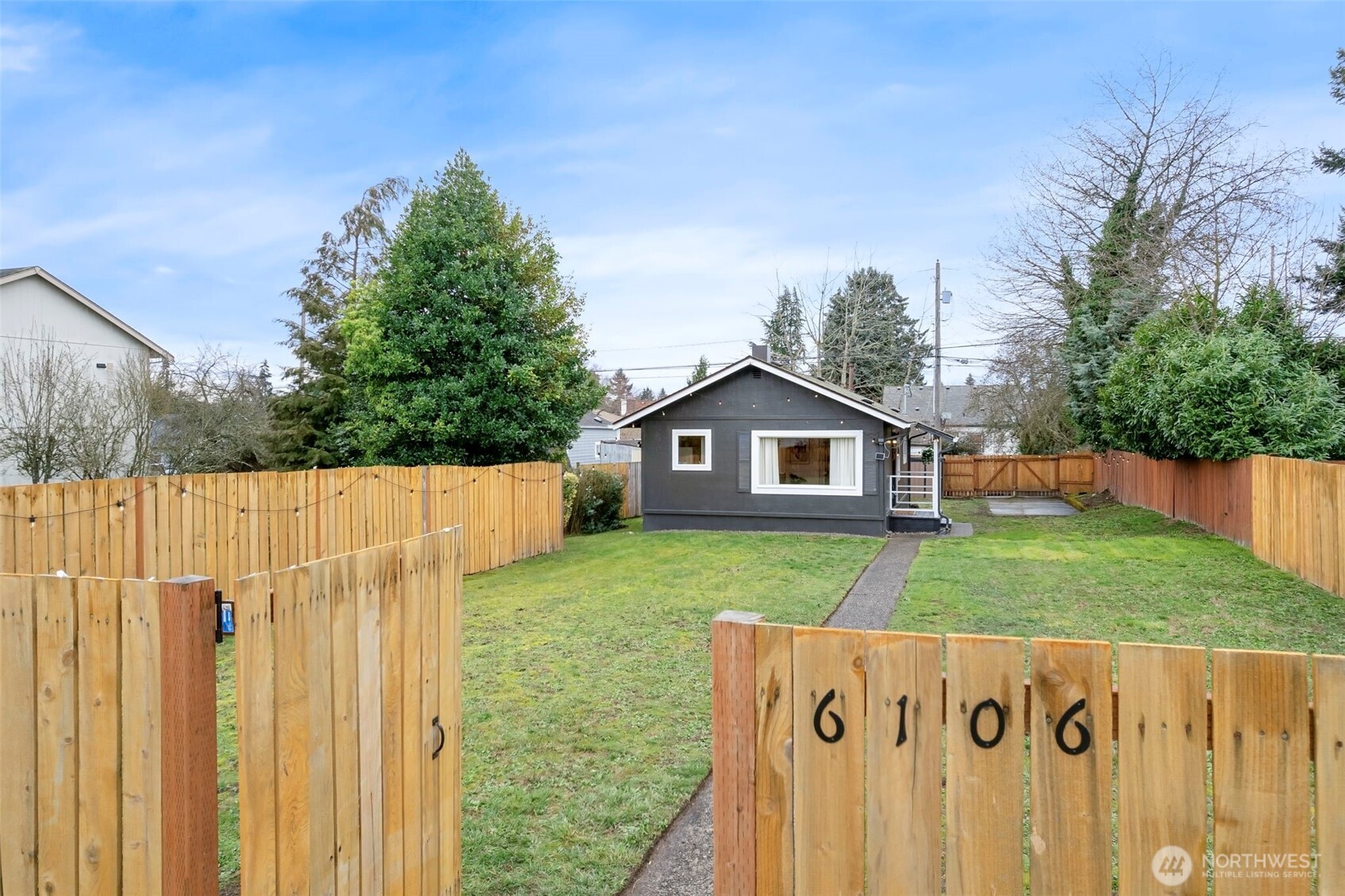 6106 S Thompson Avenue Property Photo 1