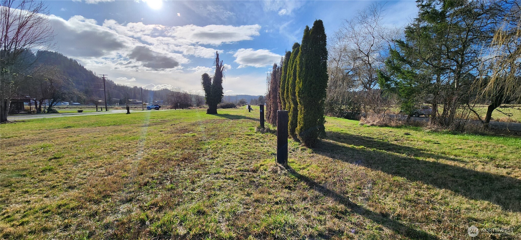 4 Xx Pioneer Way Property Photo 3
