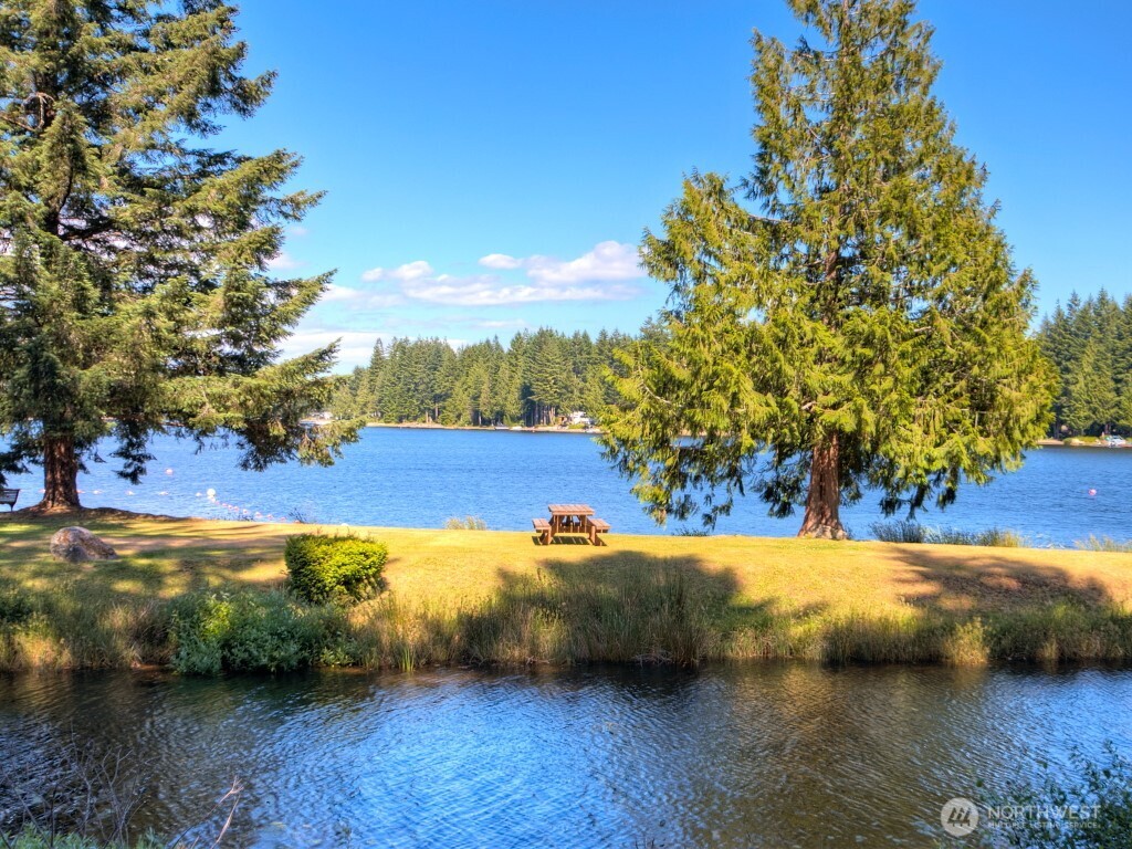 100 E Blenheim Place Property Photo 11