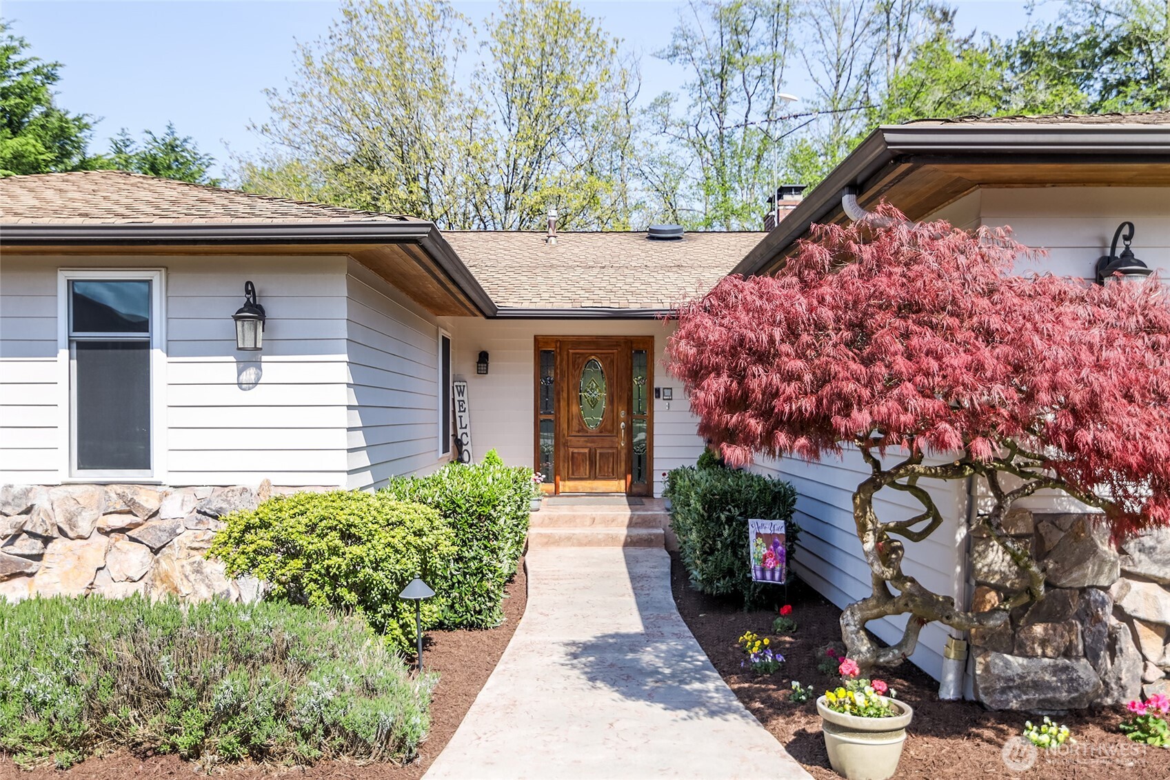 18009 Bellflower Road Property Photo
