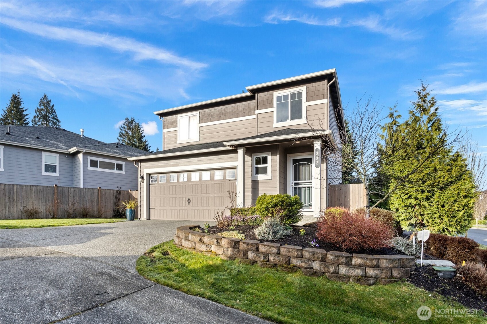 Alderwood Manor Real Estate Listings Main Image