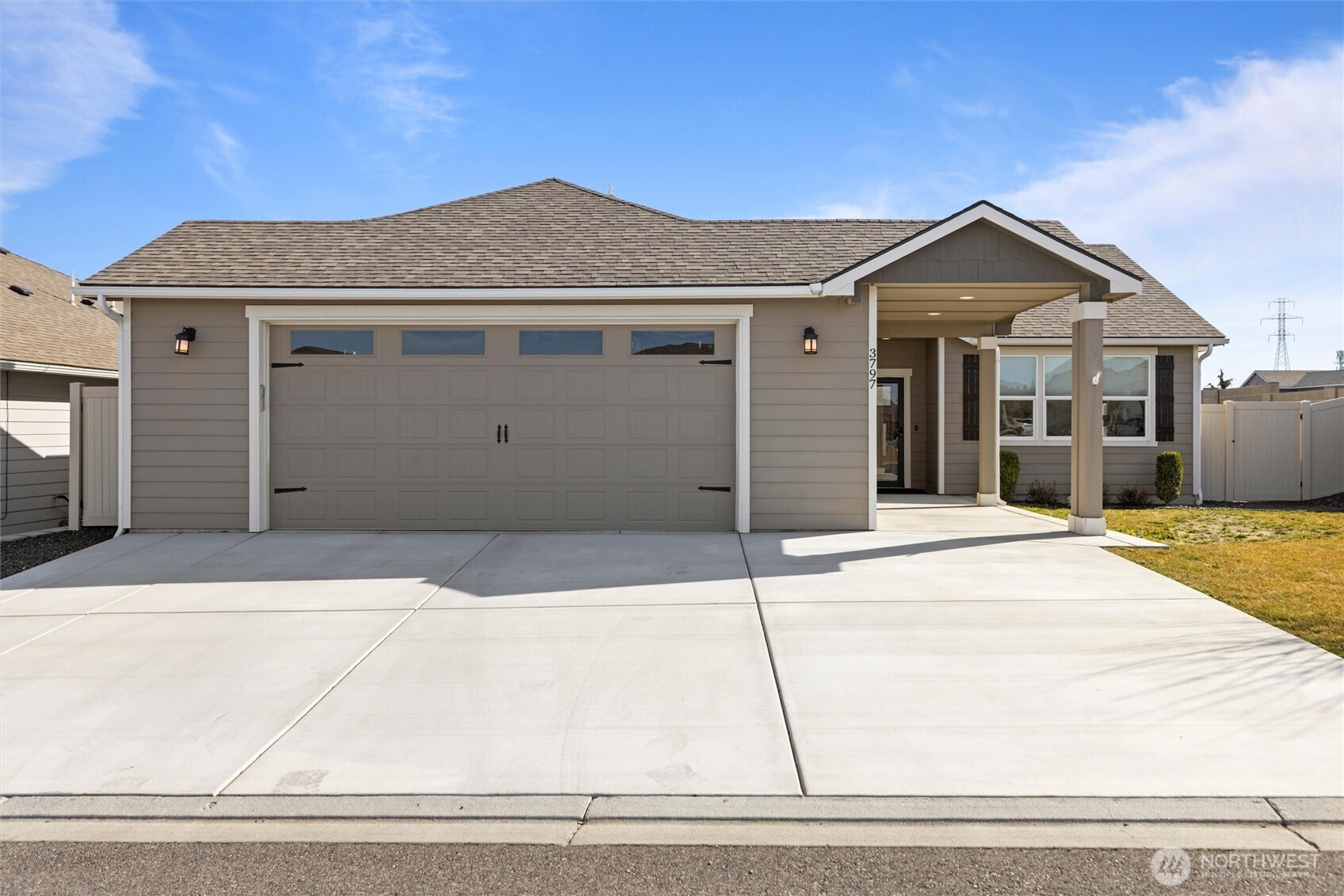 99338 Real Estate Listings Main Image