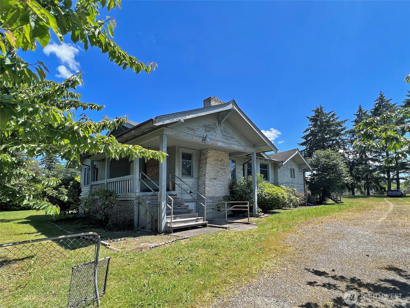 3320 90th Street Property Photo 1