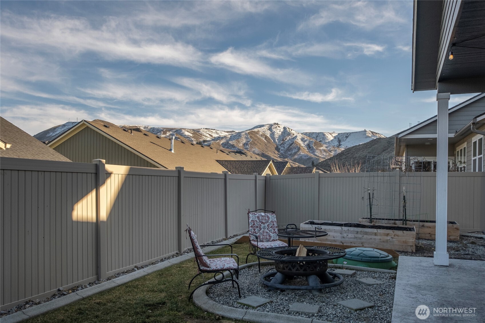 1743 Brambling Brae Lane Property Photo 8